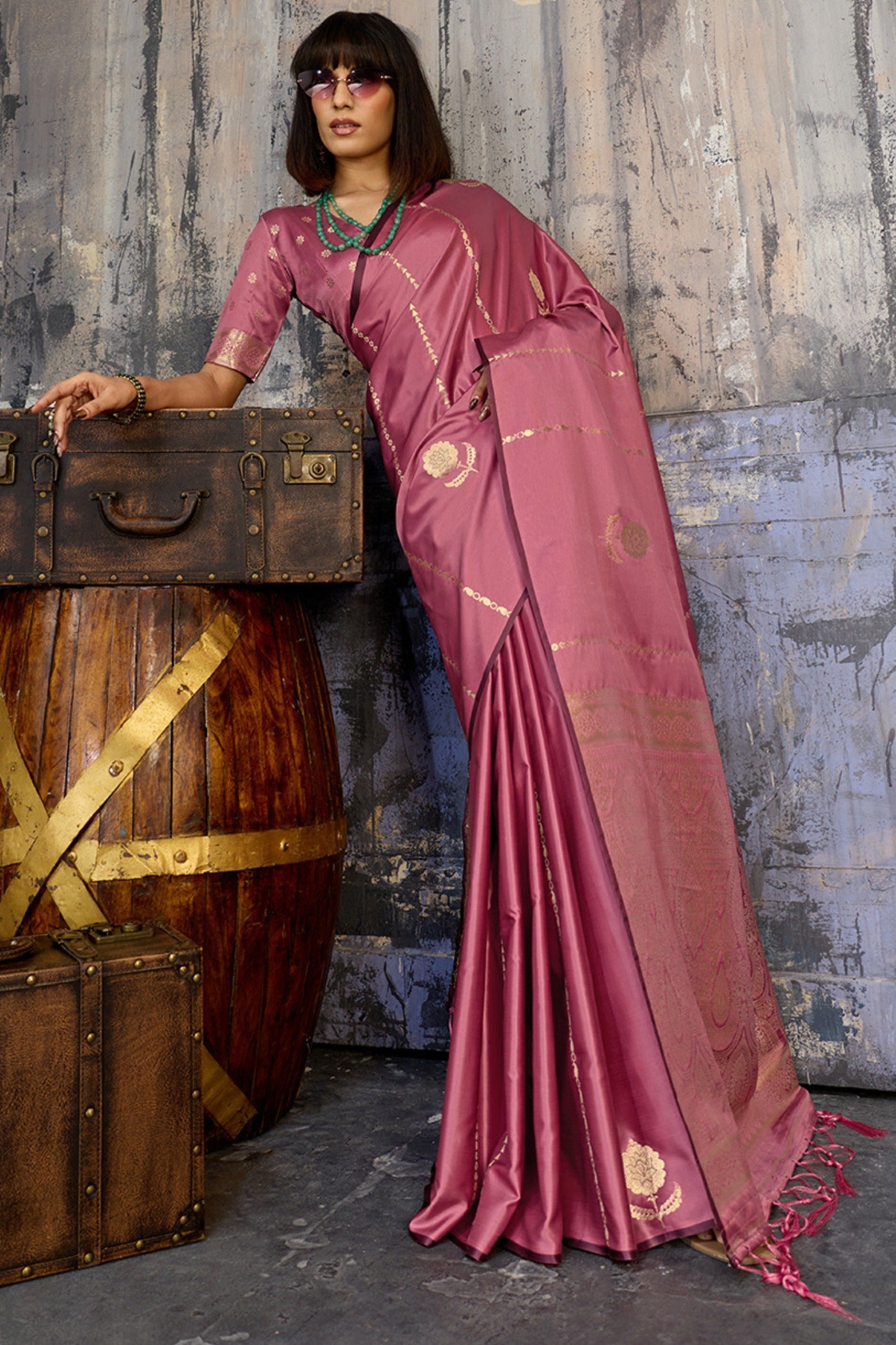 Buy MySilkLove Bubblegum Pink Handloom Satin Silk Saree Online