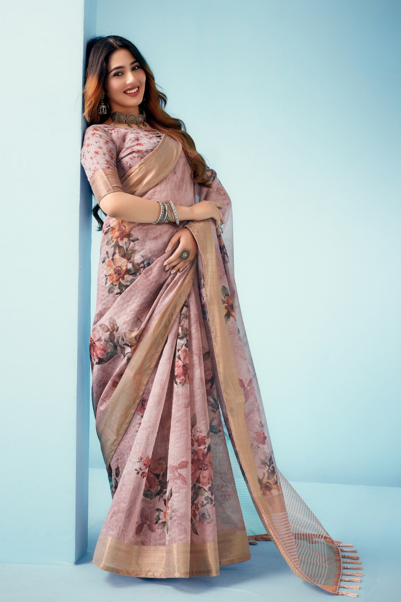 Buy MySilkLove Clam Shell Pink Floral Linen Saree Online