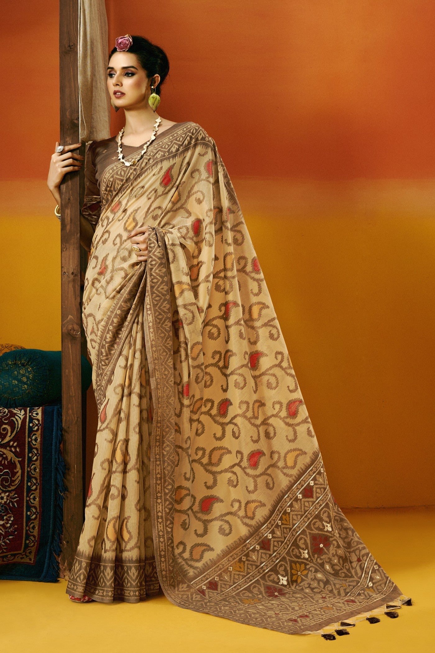 Buy MySilkLove Bullet Shell Cream Handloom Jamdani Saree Online