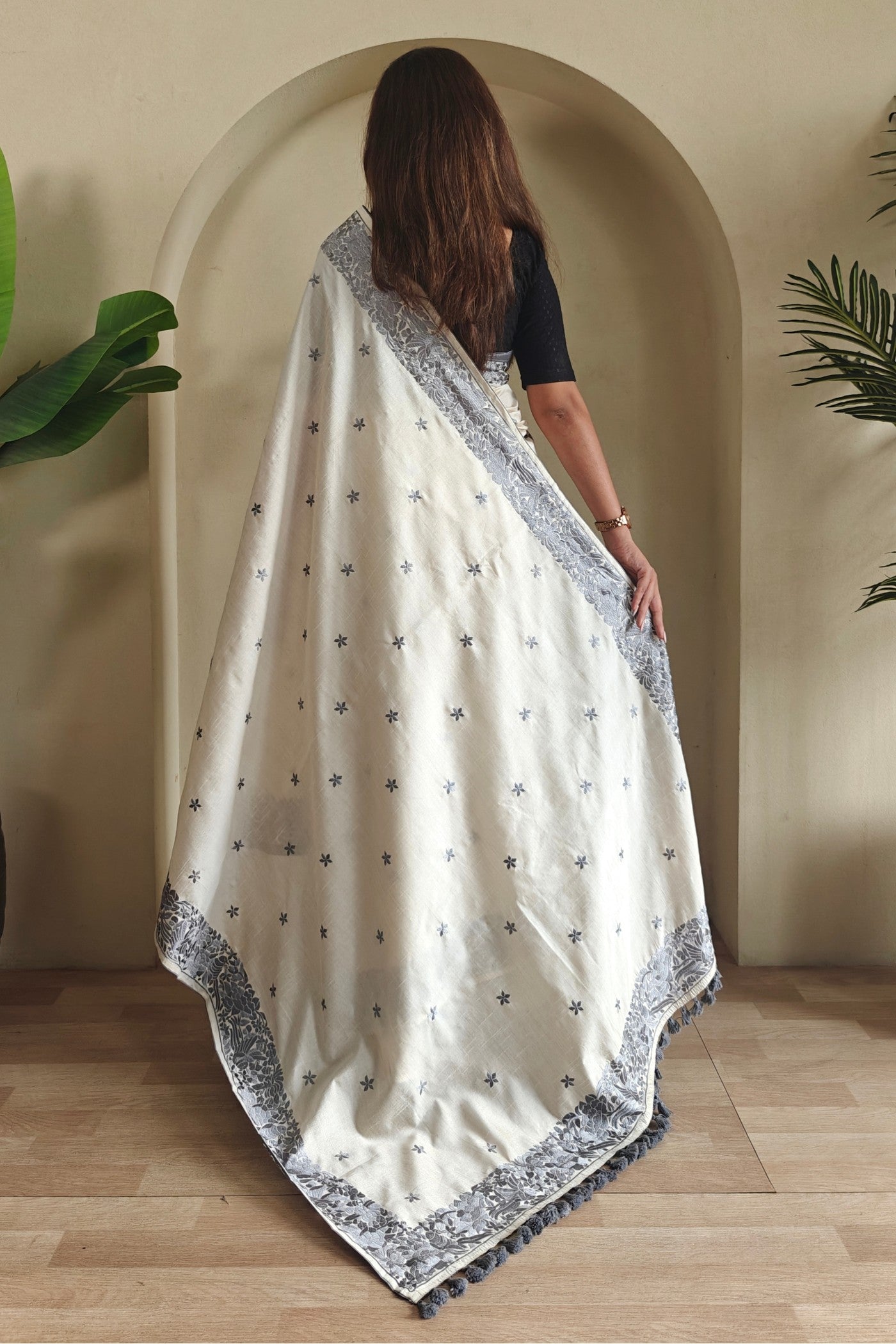 Buy MySilkLove Cloud White Tussar Silk Saree Online