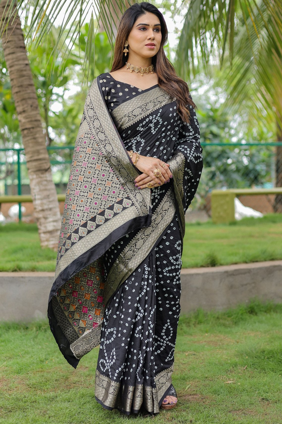 Buy MySilkLove Tuna Black Woven Bandhani Dola Silk Saree Online