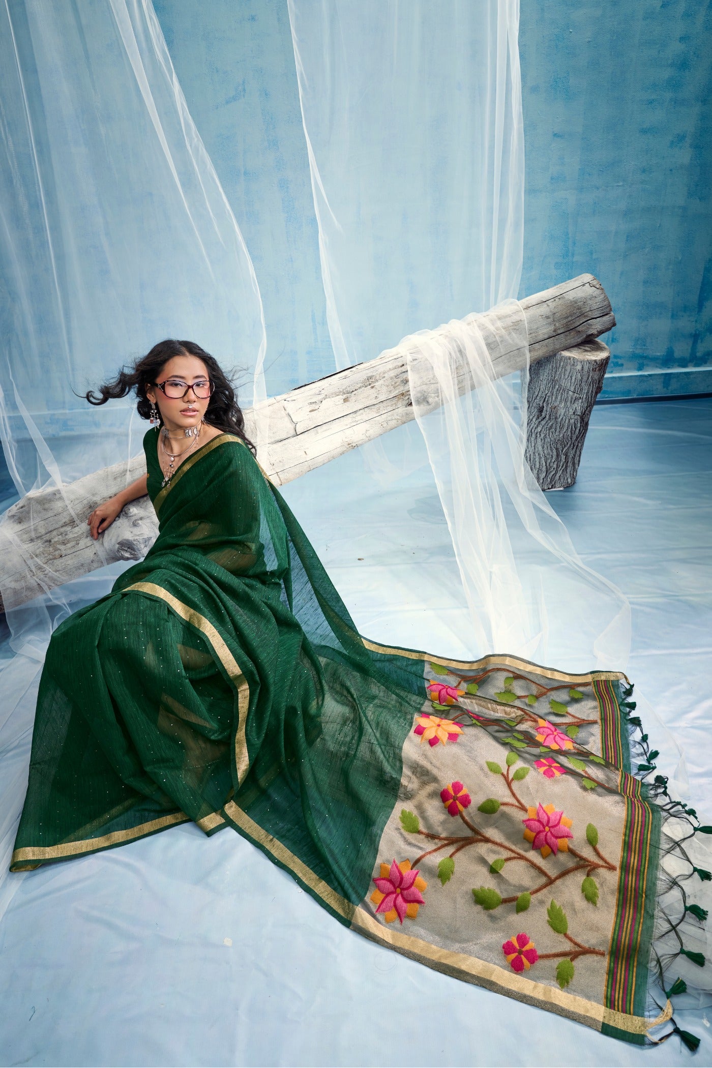 Buy MySilkLove Jungle Green Munga Handloom Tissue Pallu Saree Online