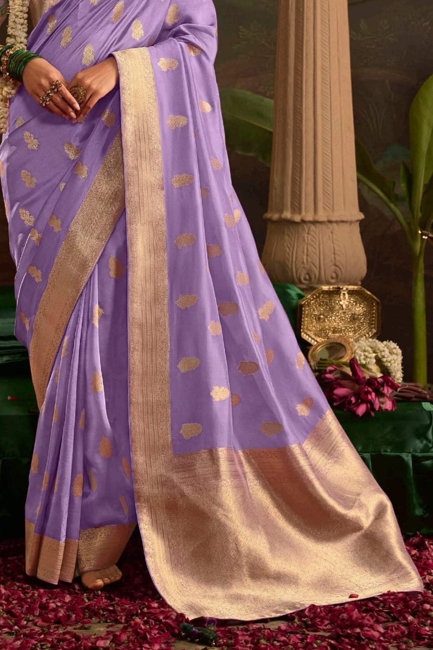 Buy MySilkLove Glossy Grape Purple Designer Banarasi Dola Silk Saree Online