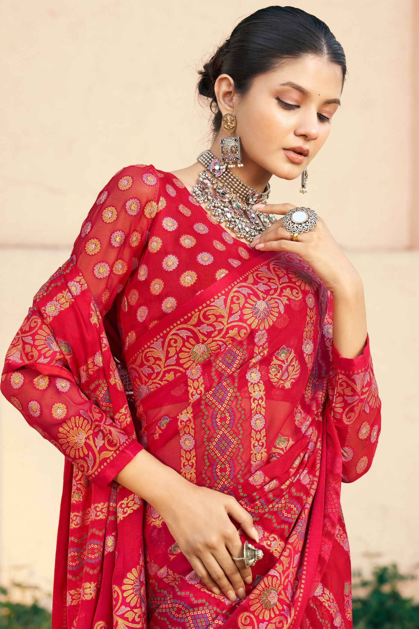 Buy MySilkLove Madder Red Banarasi Georgette Saree Online