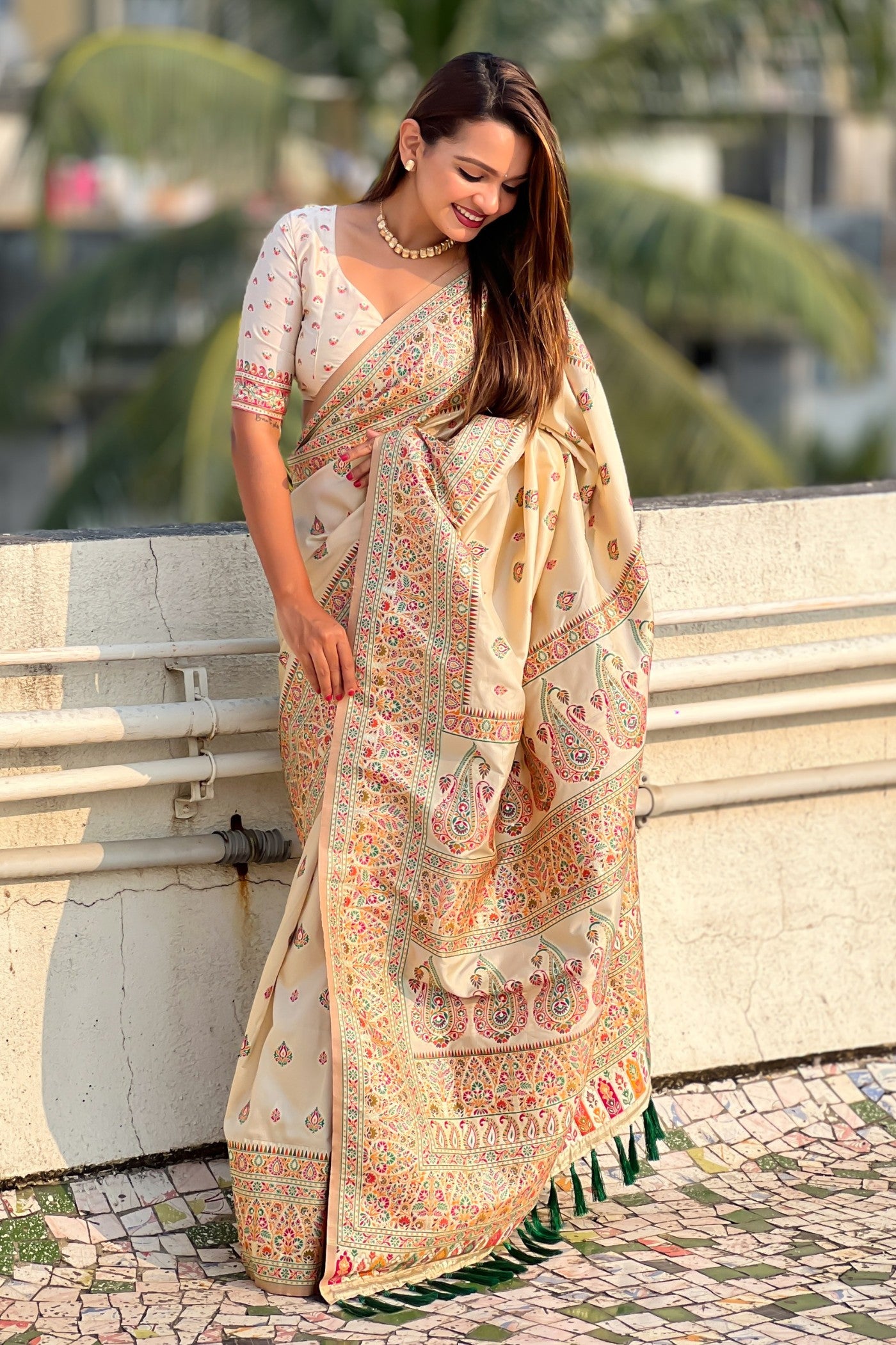 Buy MySilkLove Almond Cream Kashmiri Jamewar Saree Online