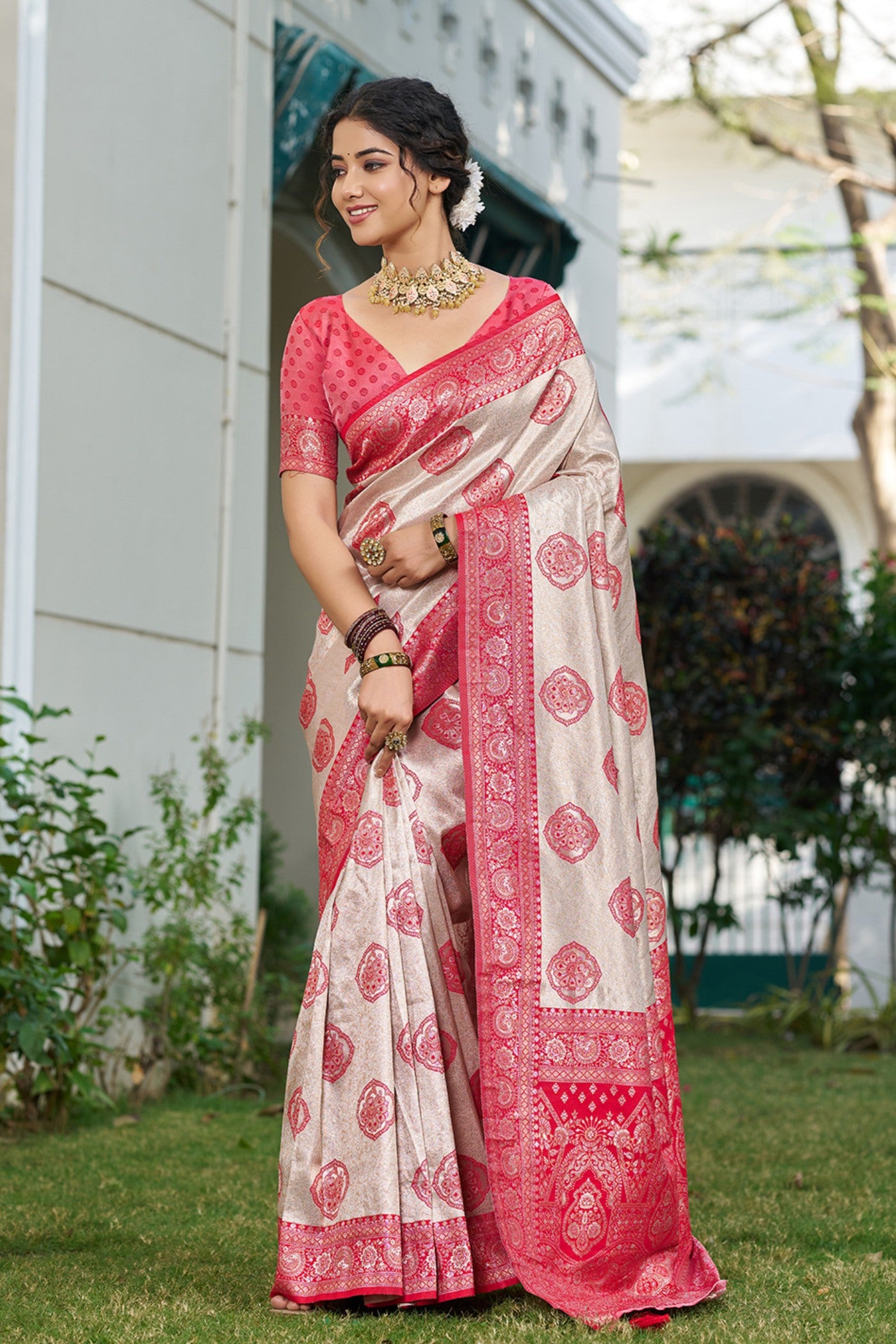 Buy MySilkLove Misty Cream and Pink Woven Banarasi Saree Online