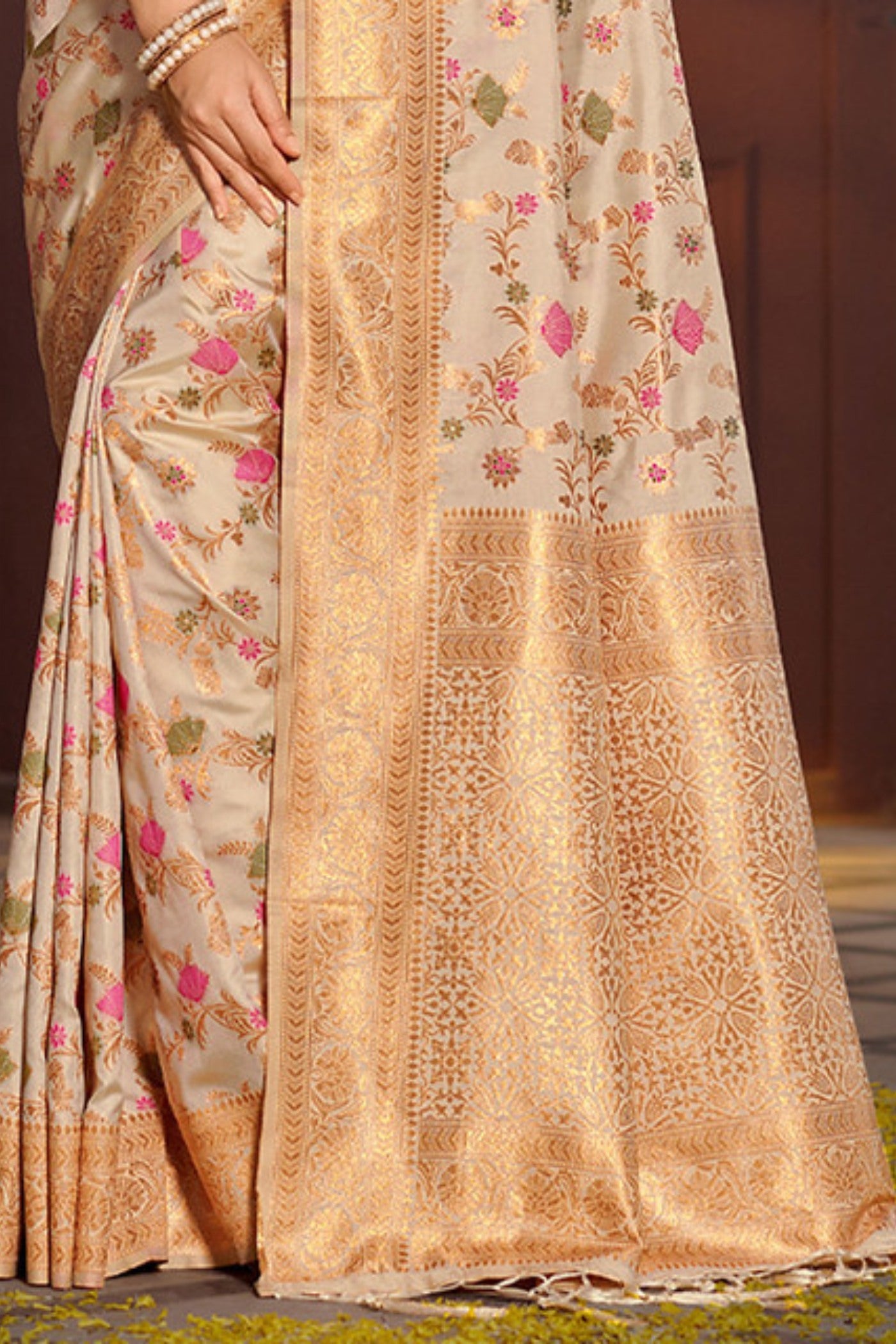 Buy MySilkLove Cashmere Cream Zari Woven Banarasi Saree Online