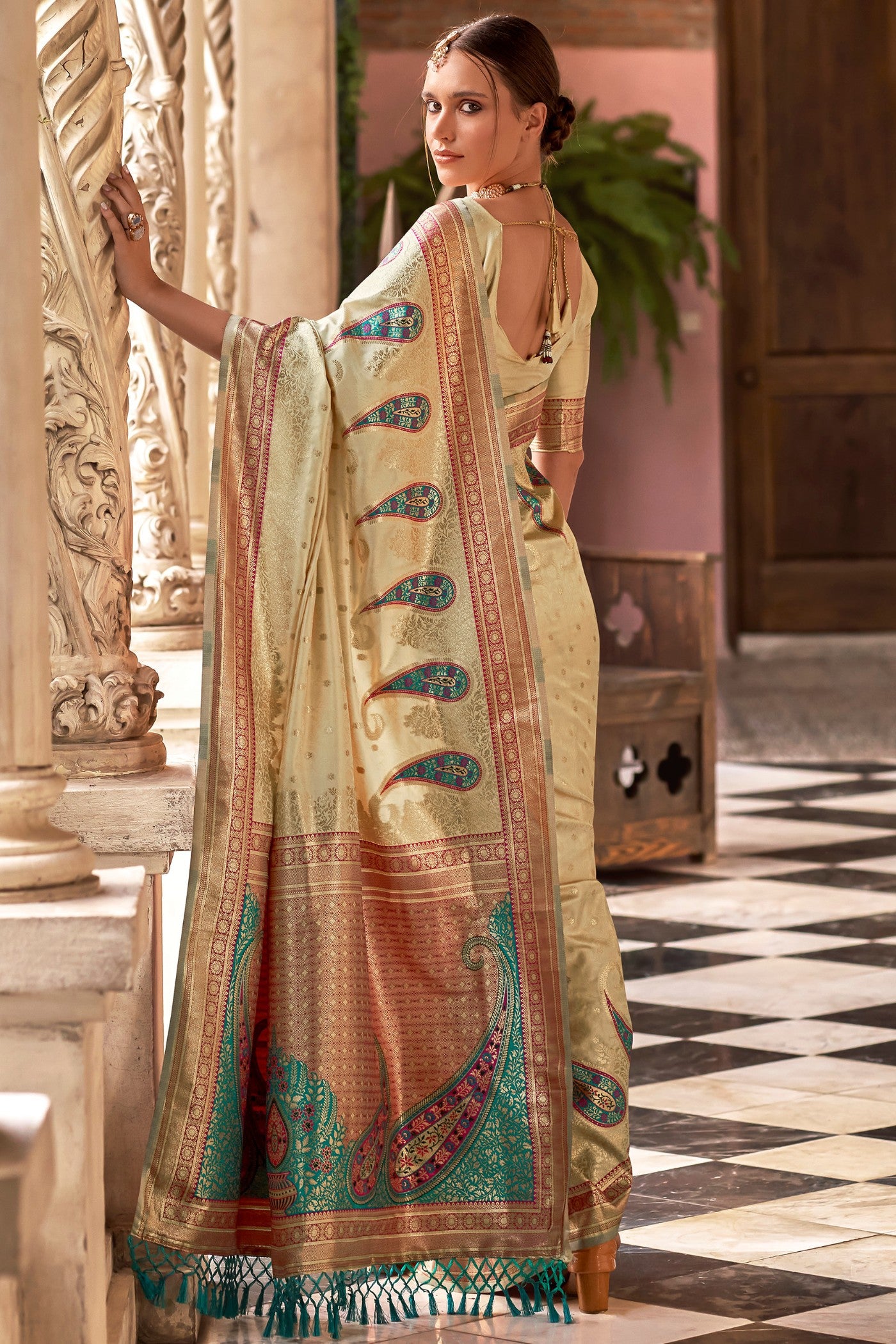 Buy MySilkLove Twine Gold Banarasi Soft Silk Saree Online