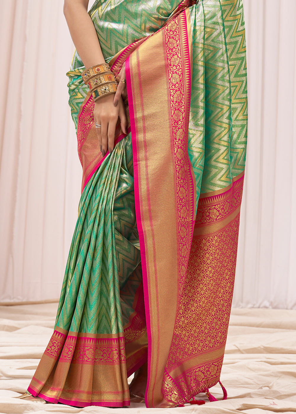 Buy MySilkLove Olivine Green Woven Kanjivaram Saree Online