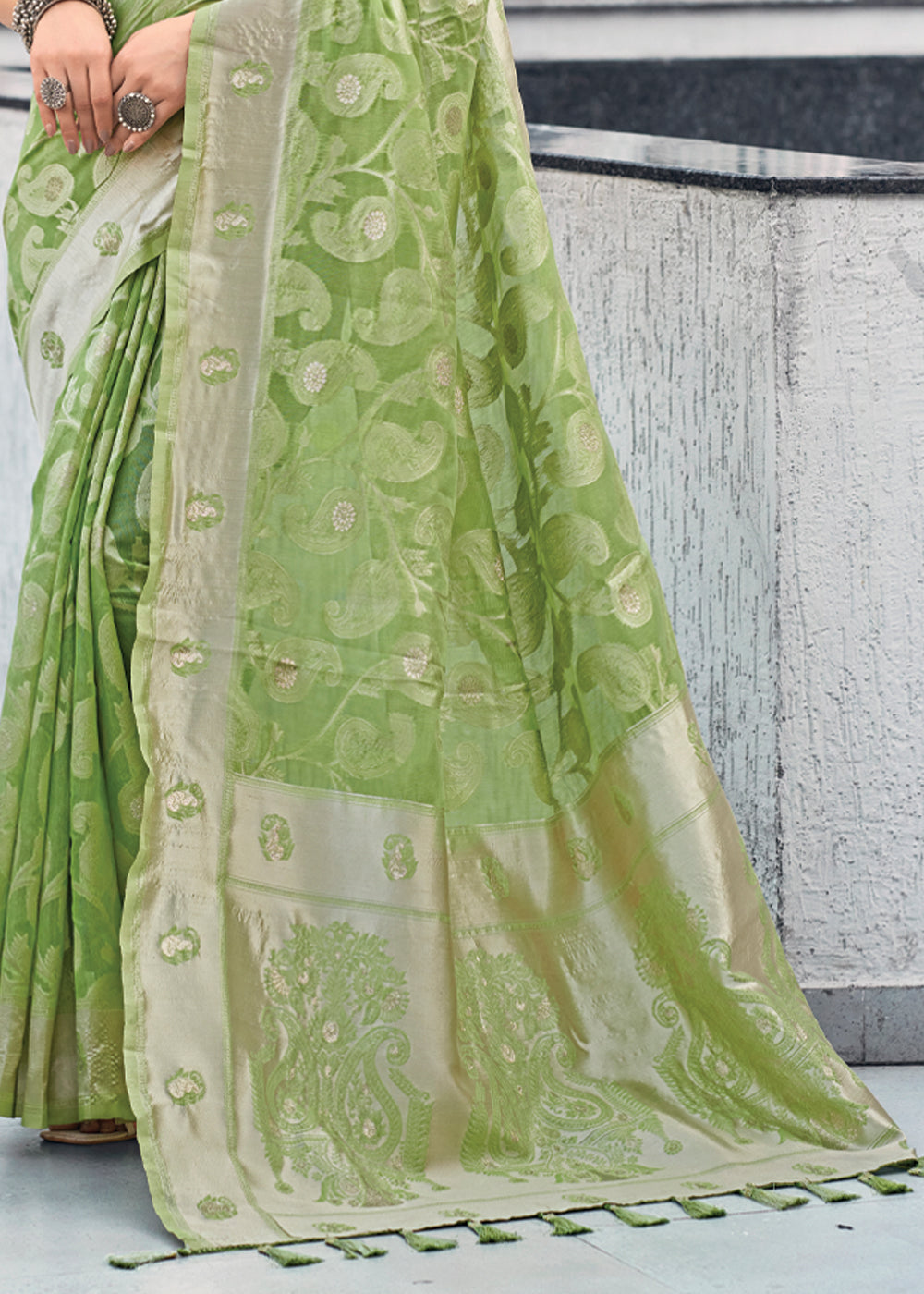 Buy MySilkLove Chenni Green Lucknowi Linen Cotton Saree Online