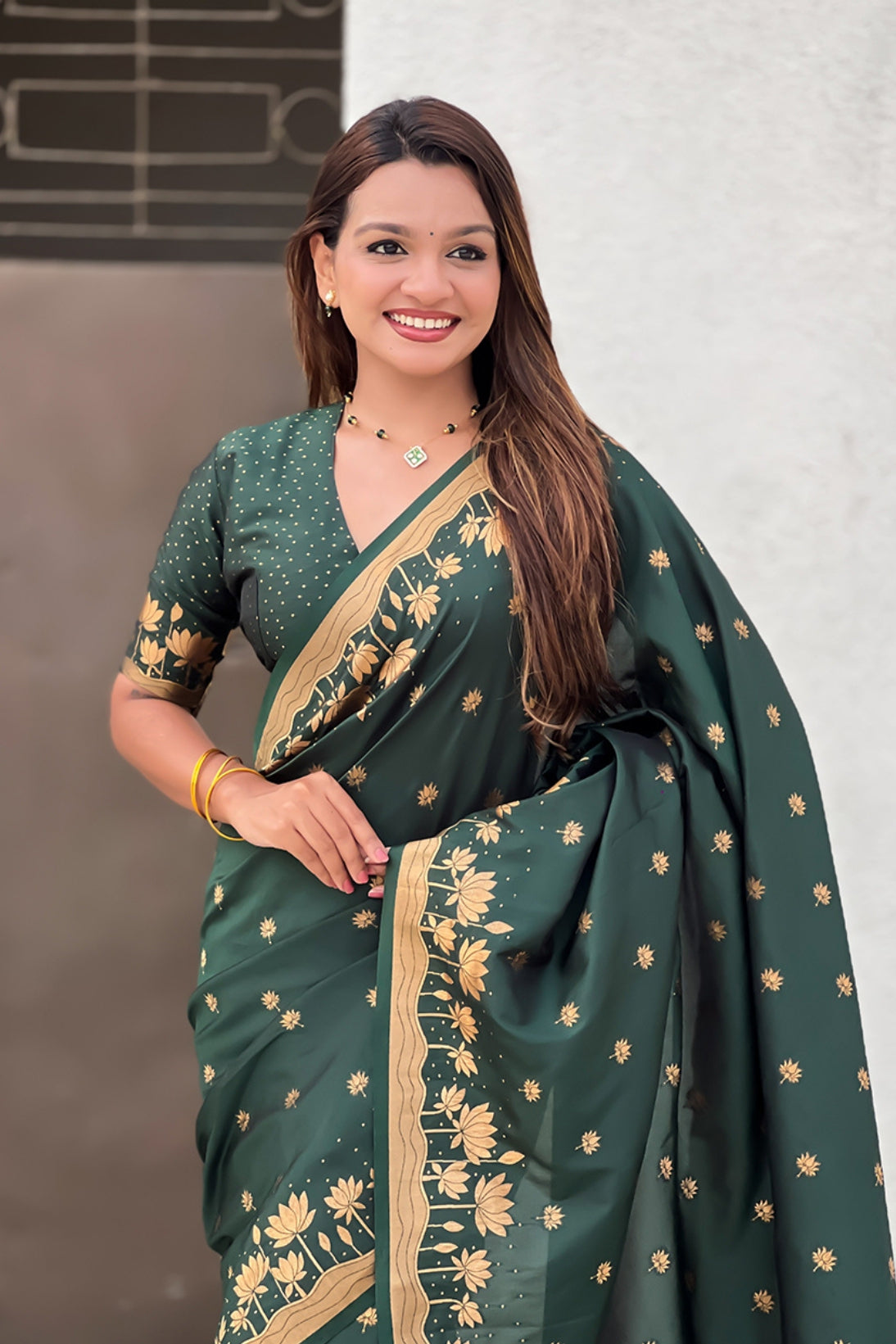 MySilkLove Dark Leaves Green Woven Lotus Banarasi Saree