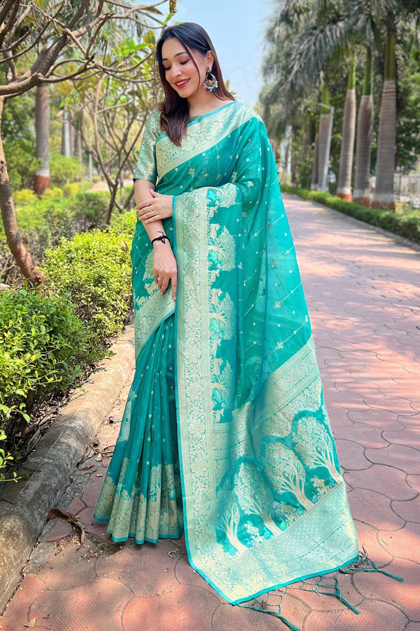 Buy MySilkLove Roma Green Zari Woven Organza Saree Online