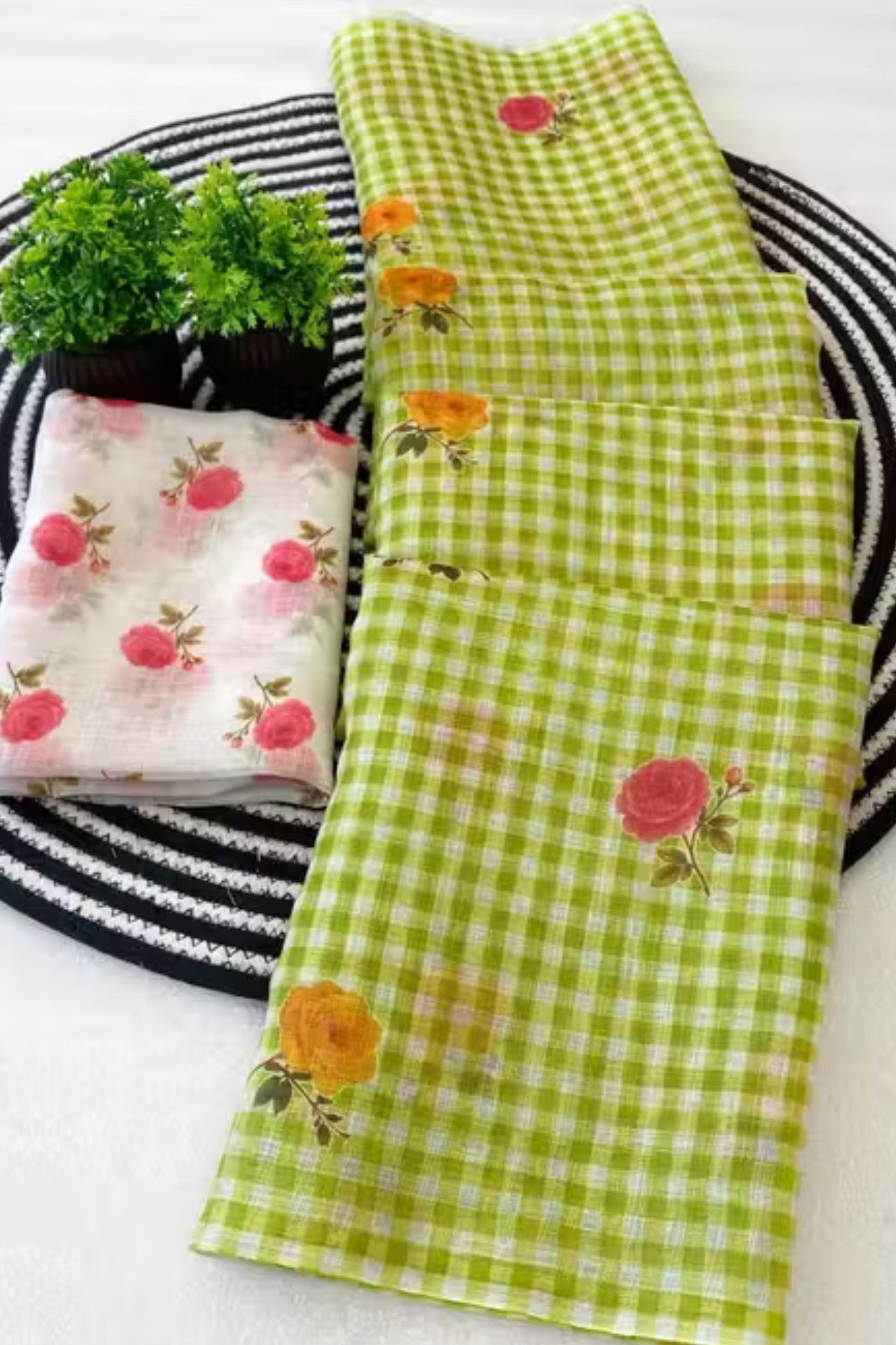 Buy MySilkLove Apple Green Soft Linen Cotton Printed Saree Online
