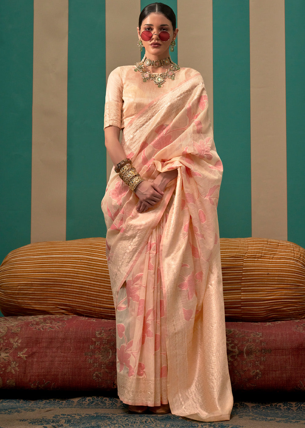 Buy MySilkLove Karry Peach Woven Banarasi Linen Saree Online