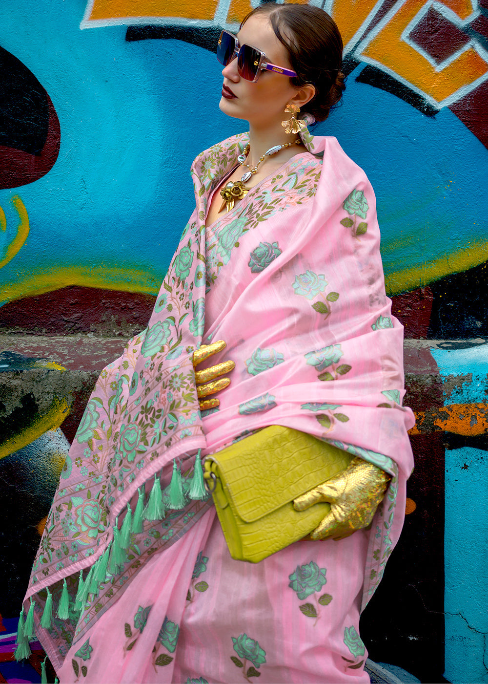 Buy MySilkLove Princess Perfume Pink Floral Handloom Banarasi Saree Online
