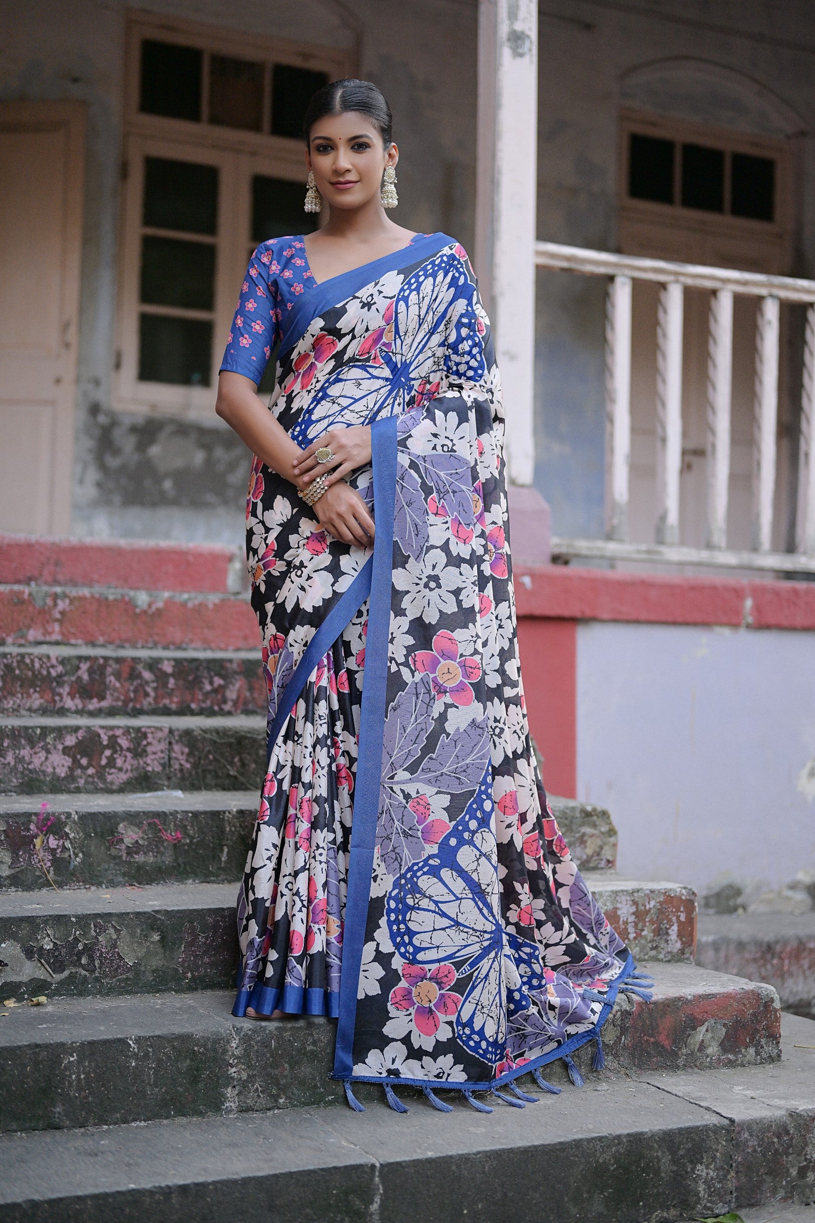 Buy MySilkLove Woodsmoke Black Floral Printed Cotton Silk Saree Online