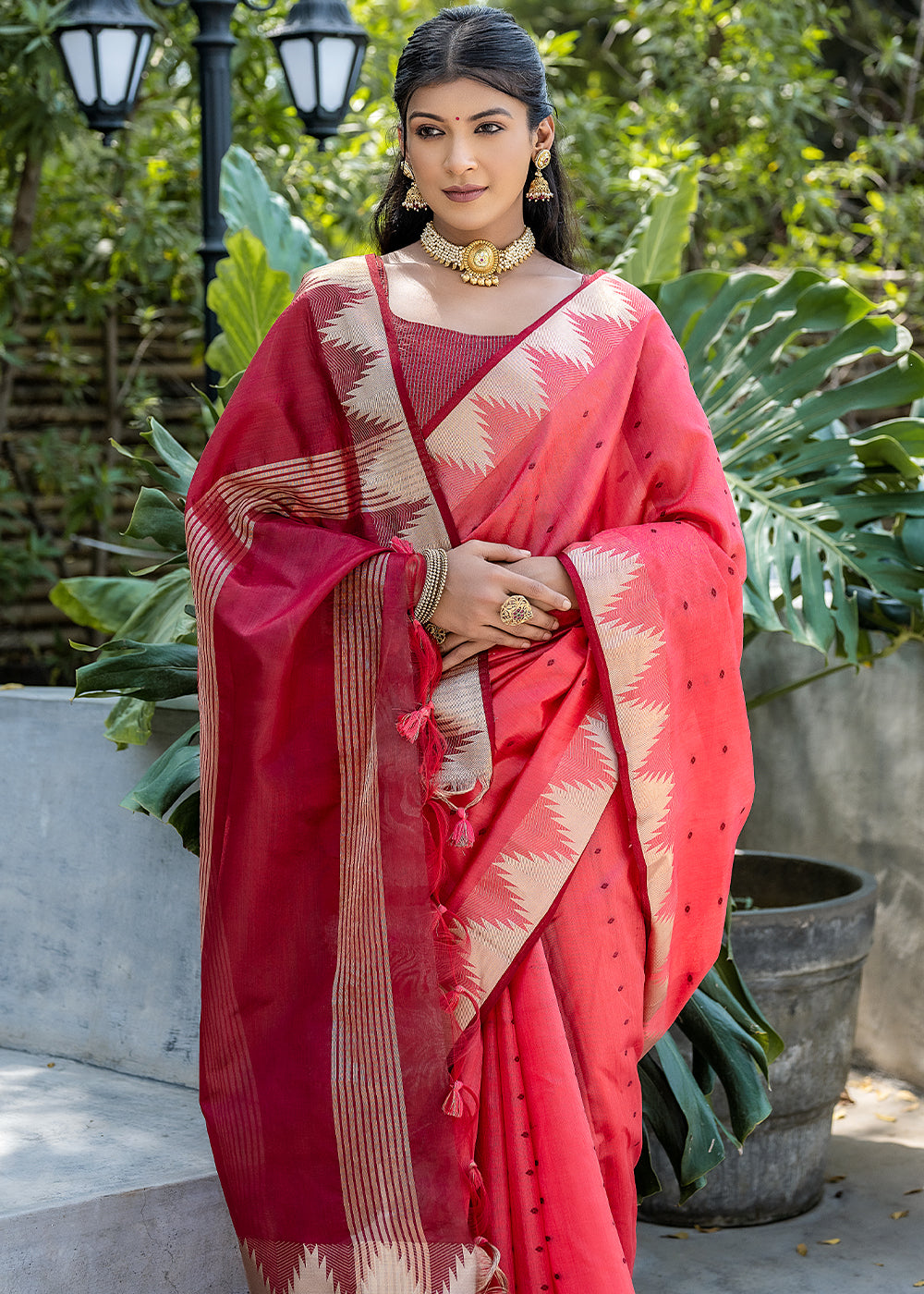 Buy MySilkLove Flush Mahogany Red Zari Woven Banarasi Raw Silk Saree Online