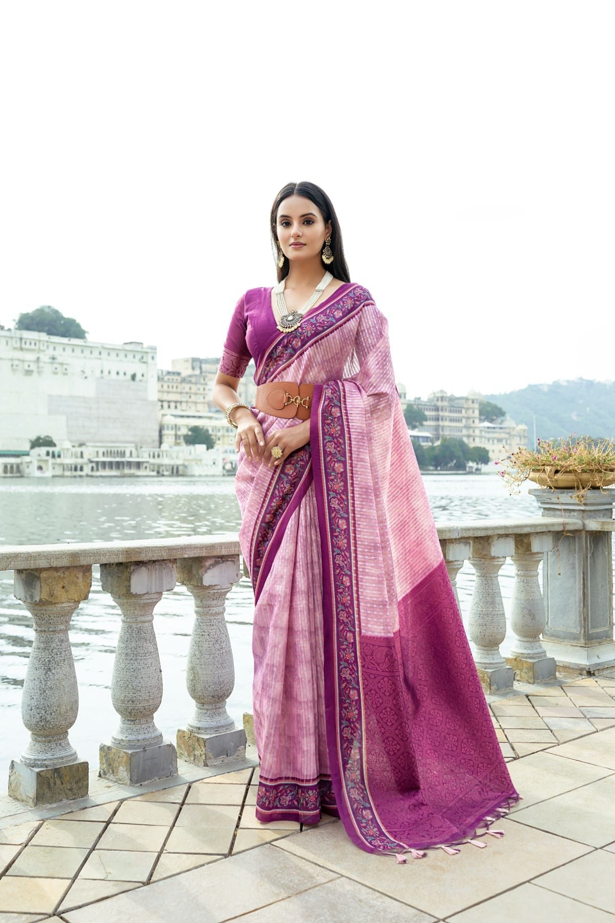 Buy MySilkLove Cavern Pink Cotton Silk Saree Online