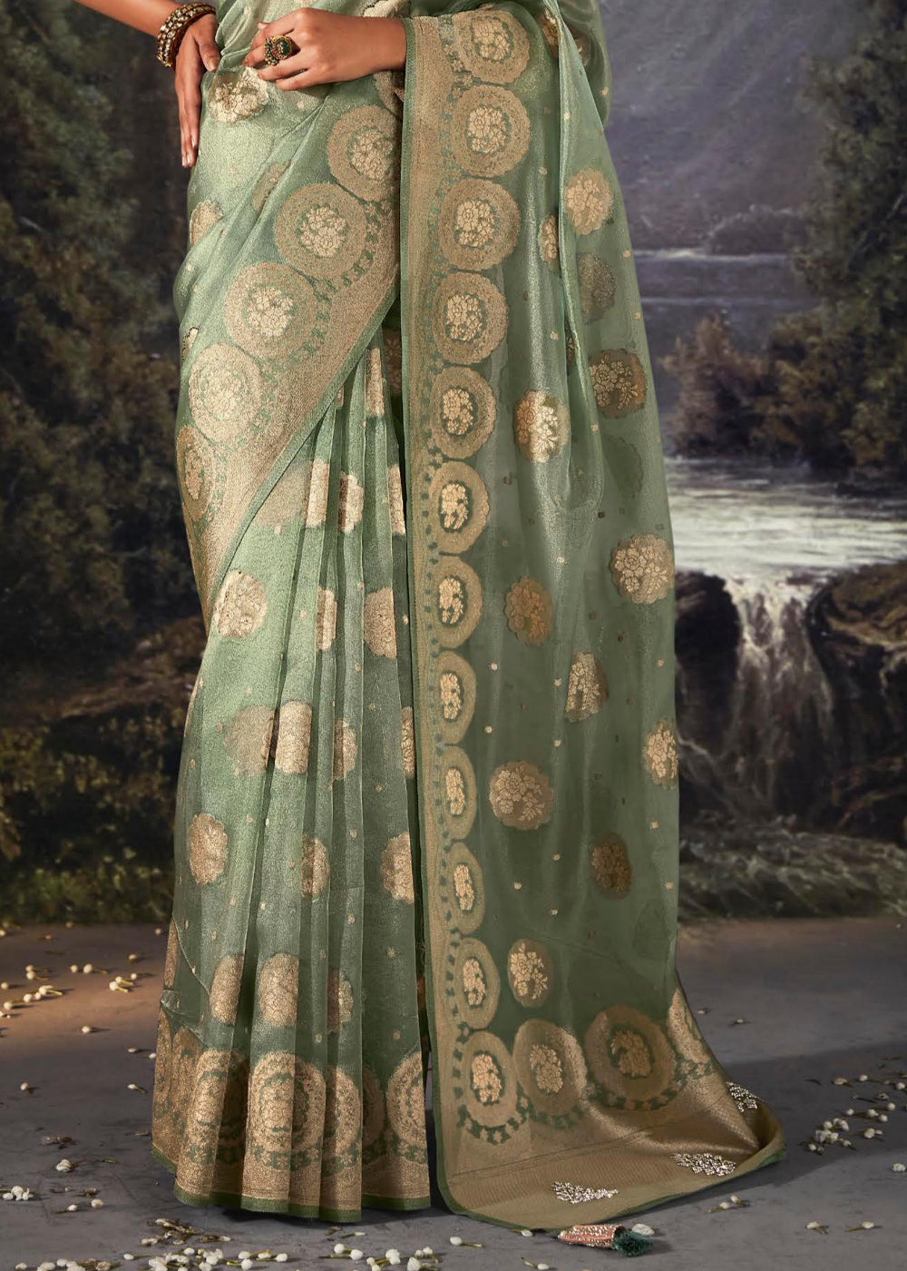 Buy MySilkLove Kelp Green Woven Banarasi Organza Silk Saree Online