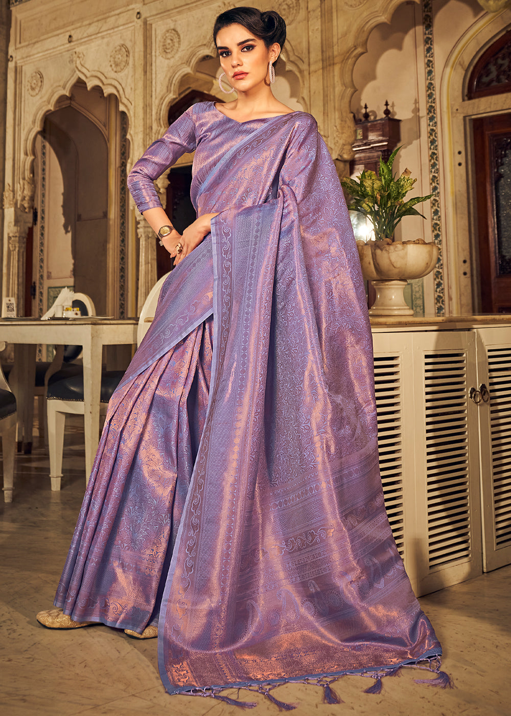 Buy MySilkLove Lilac Luster Purple Dual Tone Kanjivaram Silk Saree Online