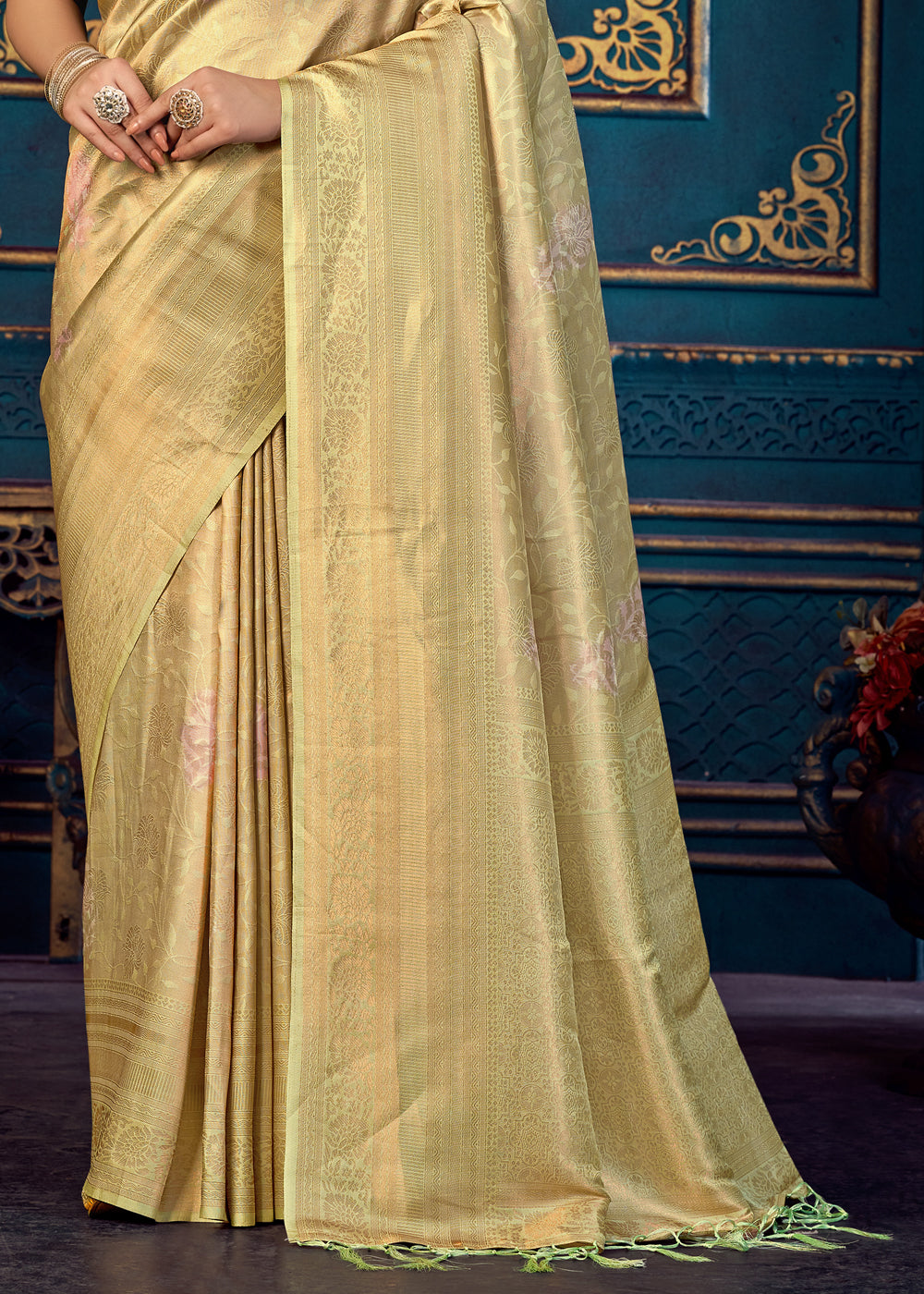 Buy MySilkLove Shalimar Yellow Woven Banarasi Jacquard Silk Saree Online