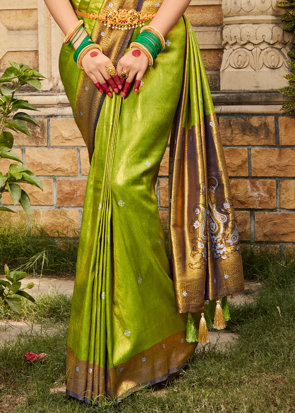 Buy MySilkLove Pistachio Green Woven Kanjivaram Silk Saree Online