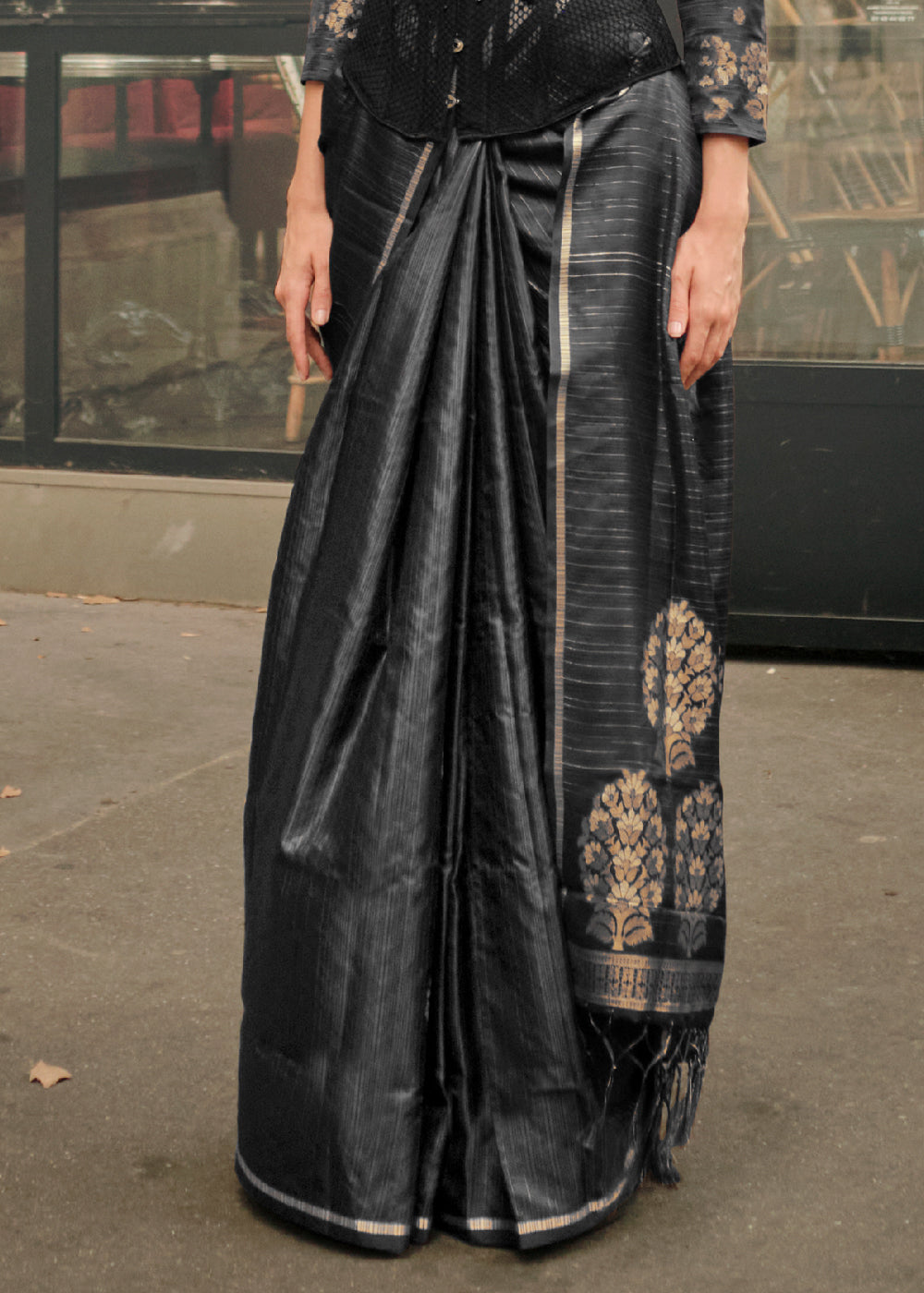 Buy MySilkLove Tundora Black Woven Banarasi Satin Silk Saree Online