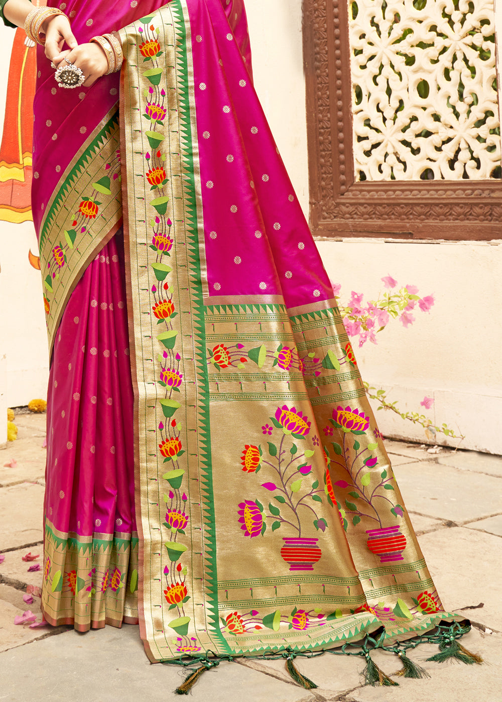 Buy MySilkLove Razzmatazz Pink Woven Paithani Silk Saree Online