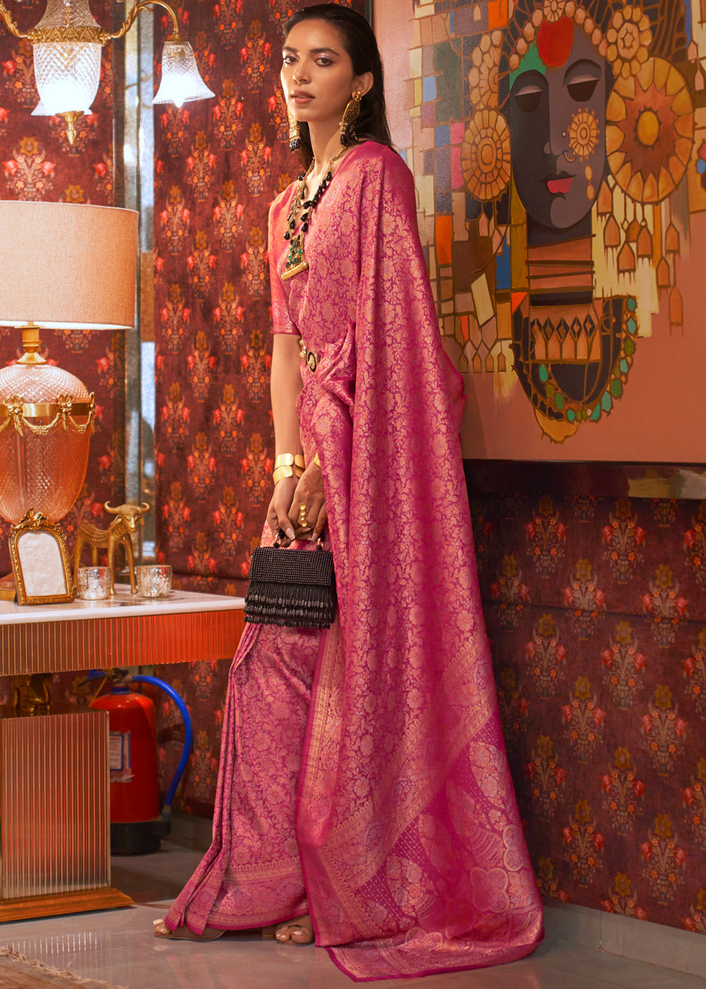 Buy MySilkLove Froly Pink Dual Tone Woven Kanjivaram Silk Saree Online