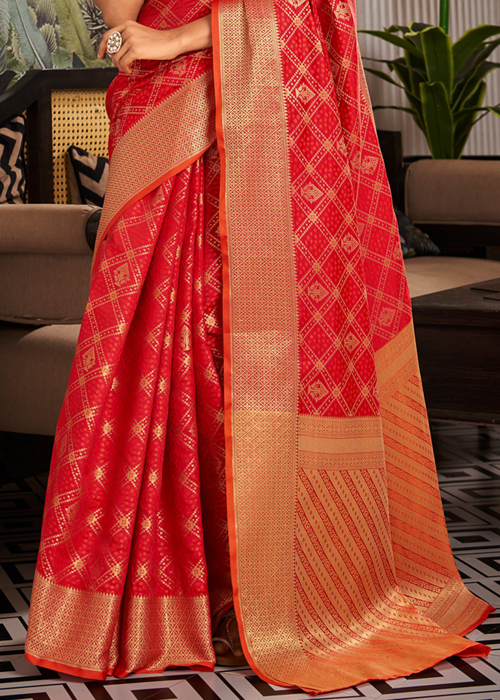 Buy MySilkLove Totem Pole Red Woven Patola Soft Silk Saree Online