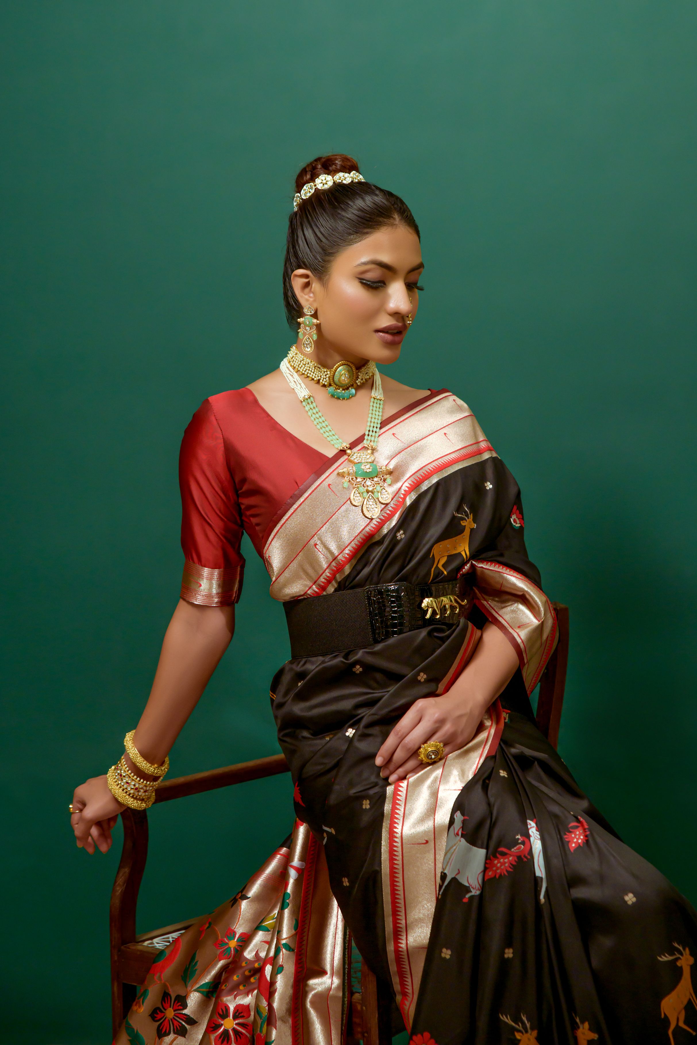 Buy MySilkLove Nero Black Woven Paithani Silk Saree Online