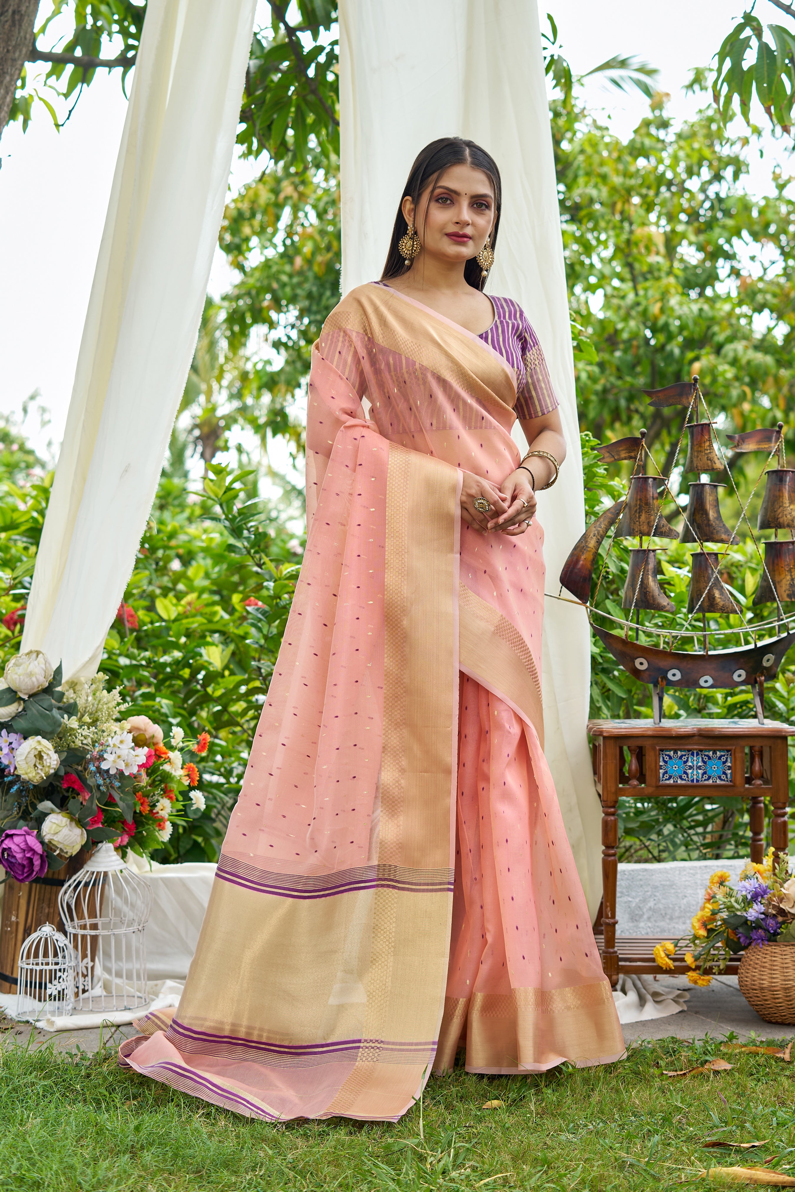 Buy MySilkLove Bush Pink Woven Shimmer Silk Saree Online