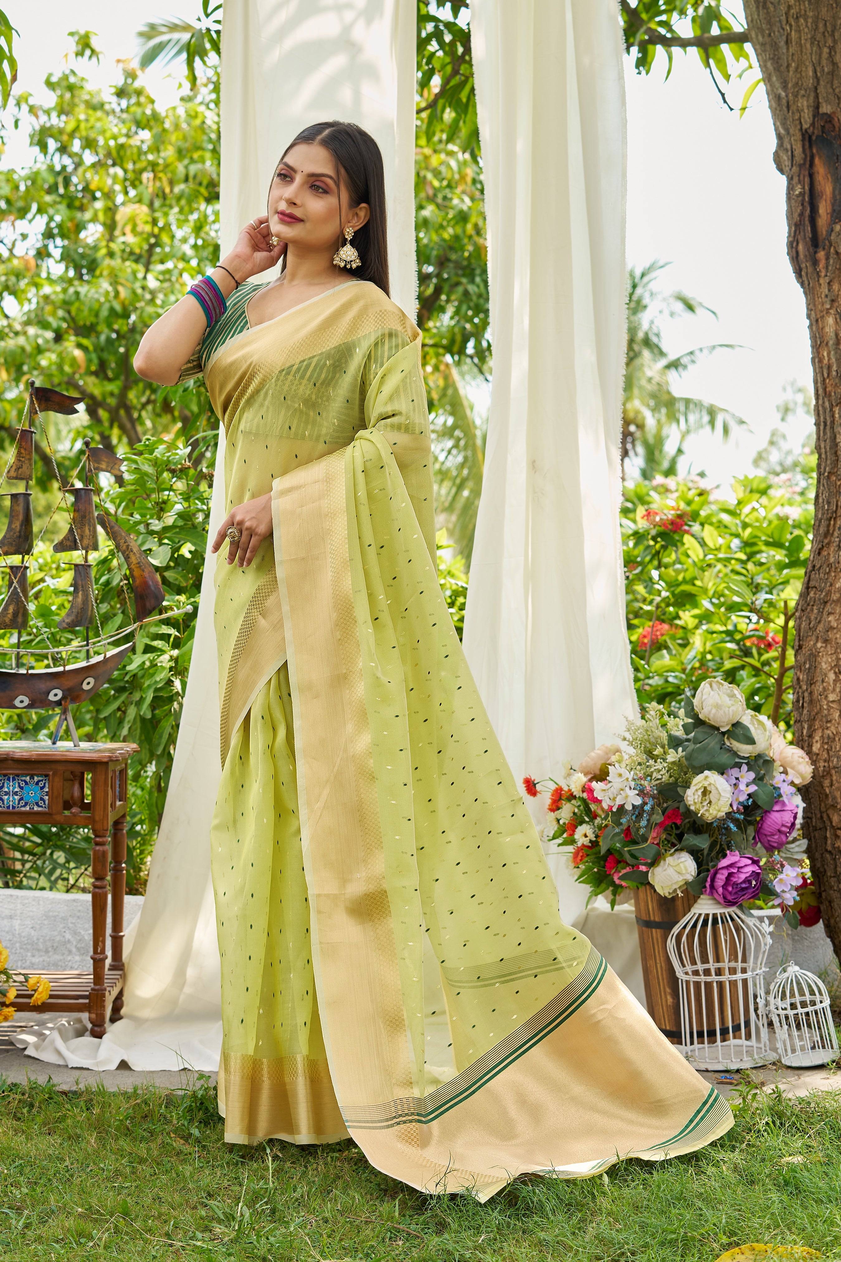 Buy MySilkLove Montor Green Woven Shimmer Silk Saree Online