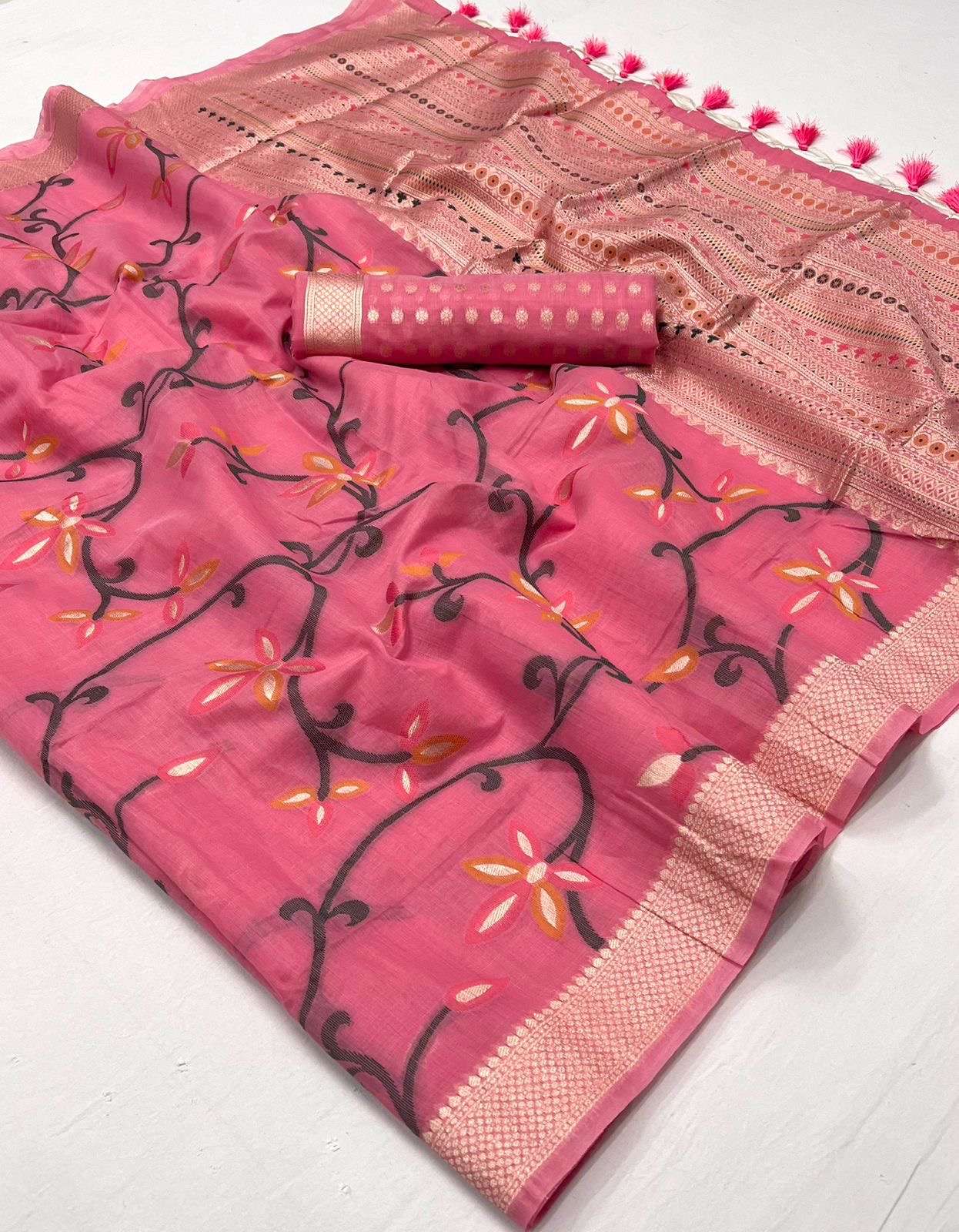 Buy MySilkLove Old Rose Pink Handloom Jamdani Saree Online