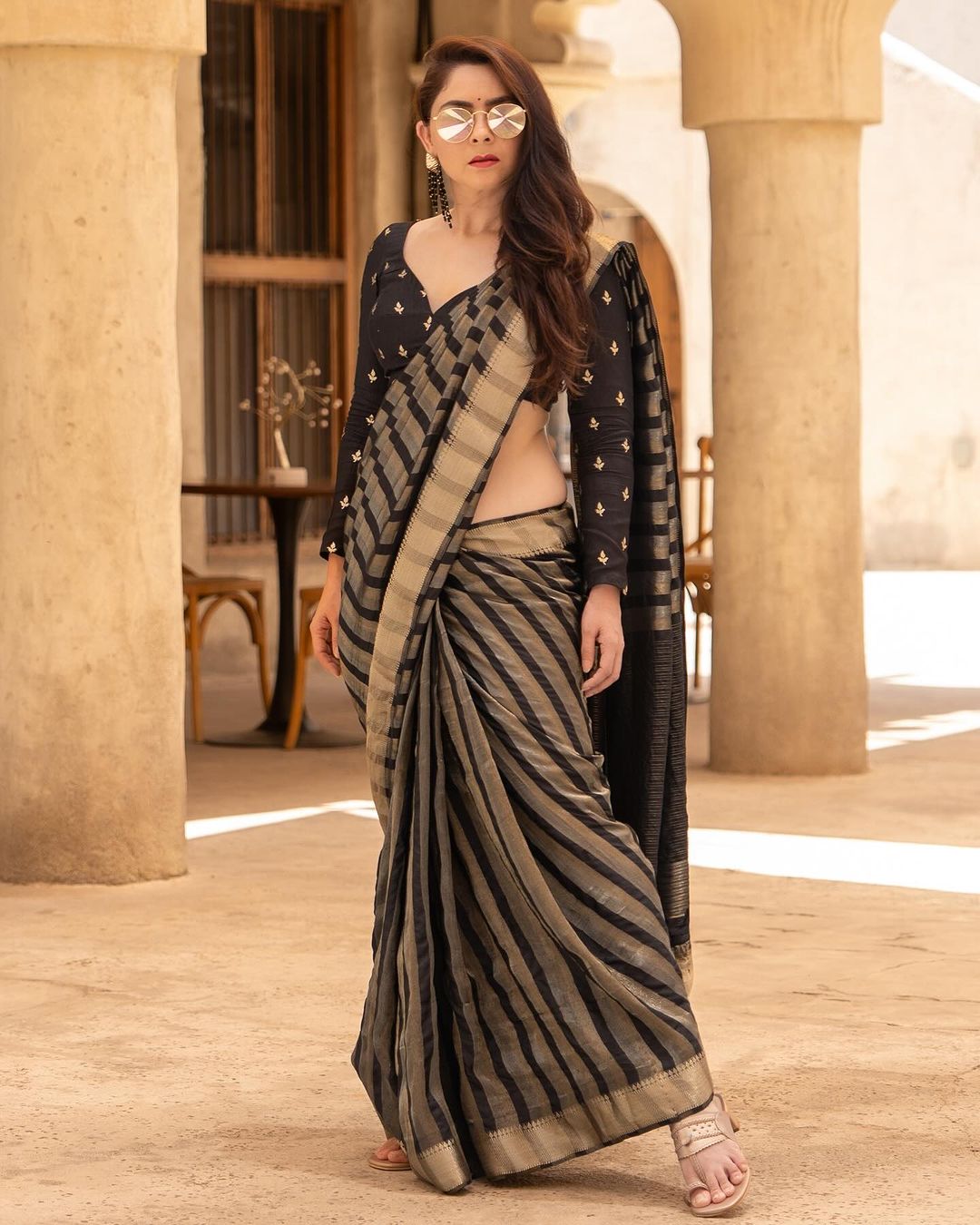 Buy MySilkLove Sonali Kulkarni in Raven Black Banarasi Handloom Silk Saree Online