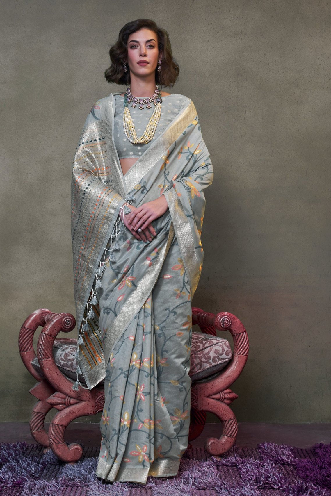 Buy MySilkLove Sirocco Grey Handloom Jamdani Saree Online