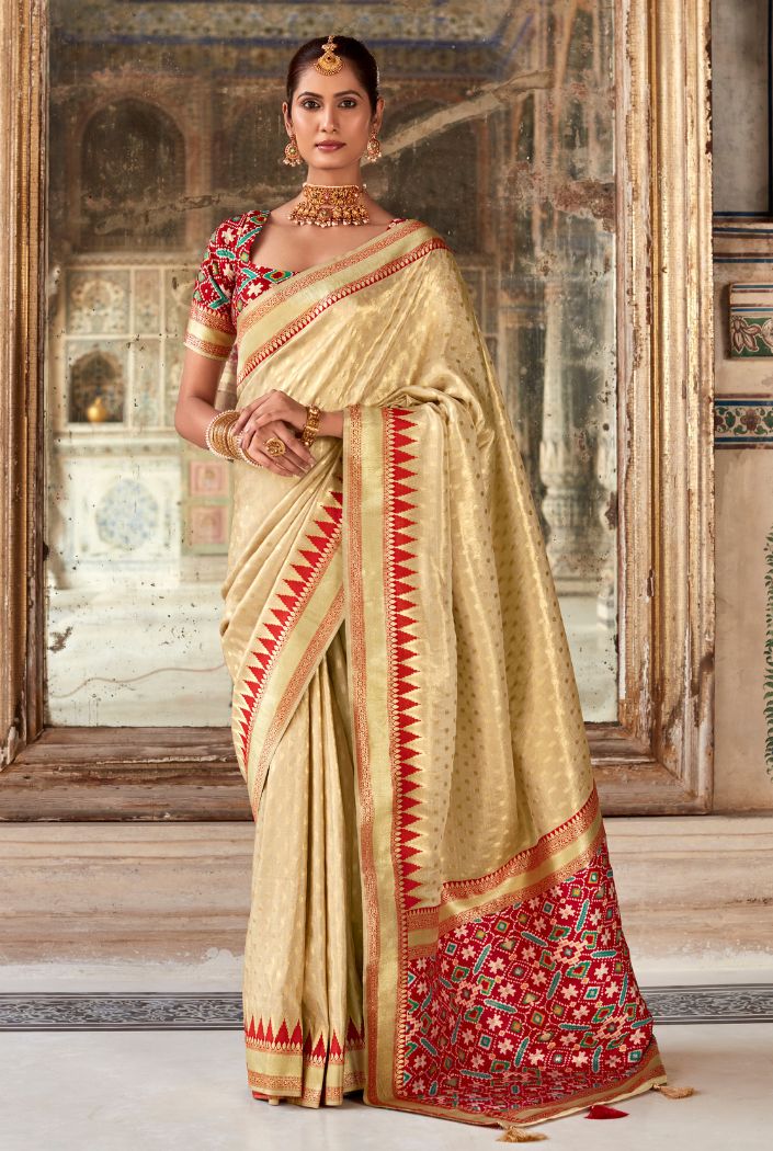 Buy MySilkLove Sand Dollar Golden Woven Zari Banarasi Patola Silk Saree Online