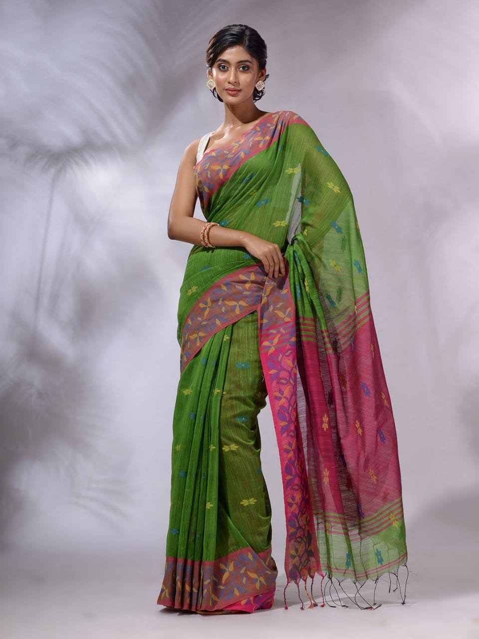 Buy MySilkLove Clover Green and Pink Cotton Saree with Jackqurd Border Online