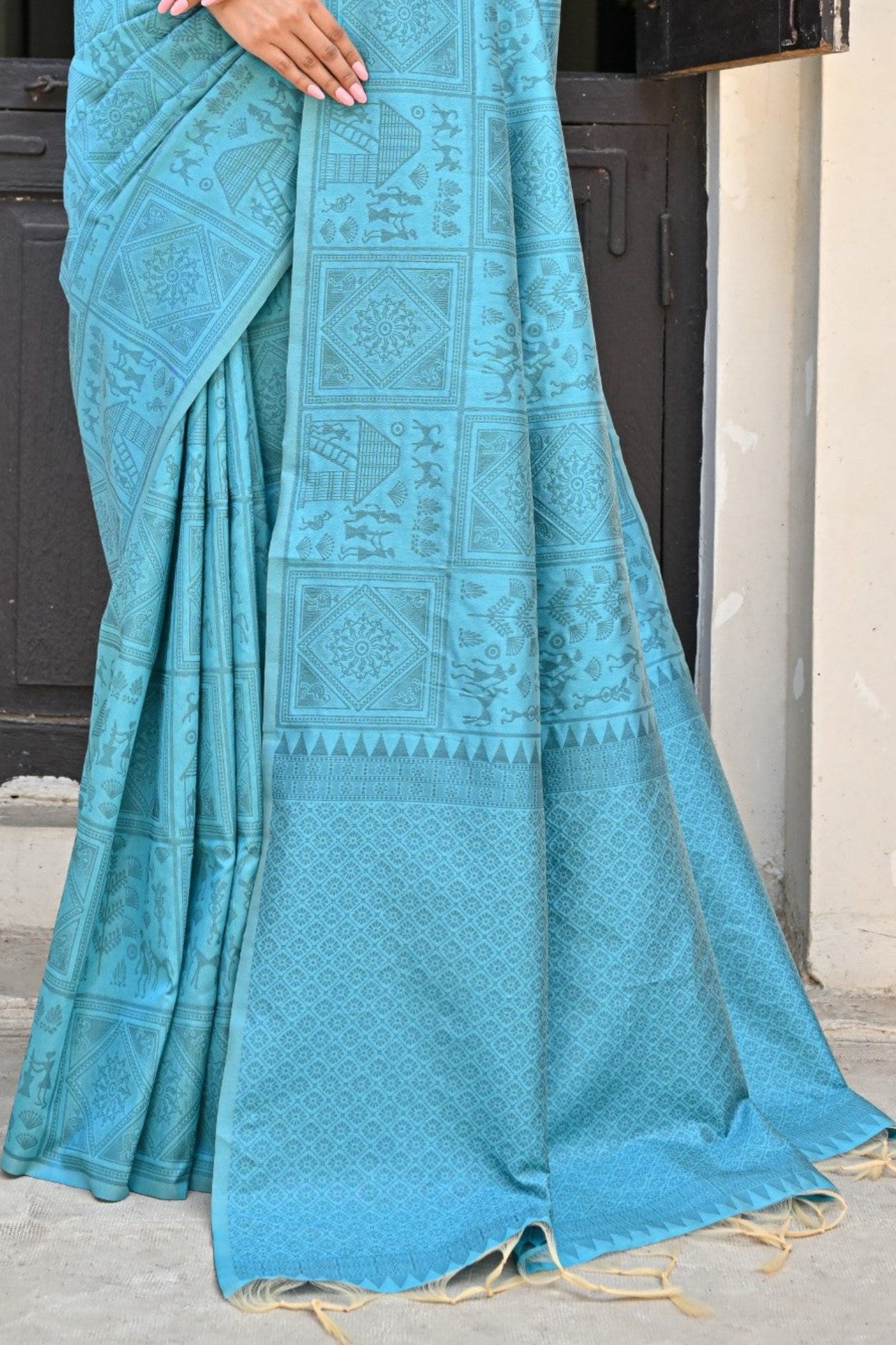 Buy MySilkLove Fountain Blue Woven Kalamkari Raw Silk Saree Online