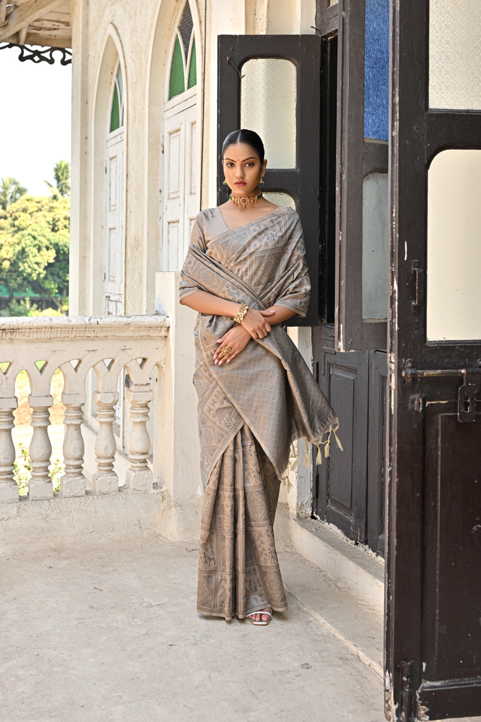 Buy MySilkLove Zorba Grey Woven Kalamkari Raw Silk Saree Online