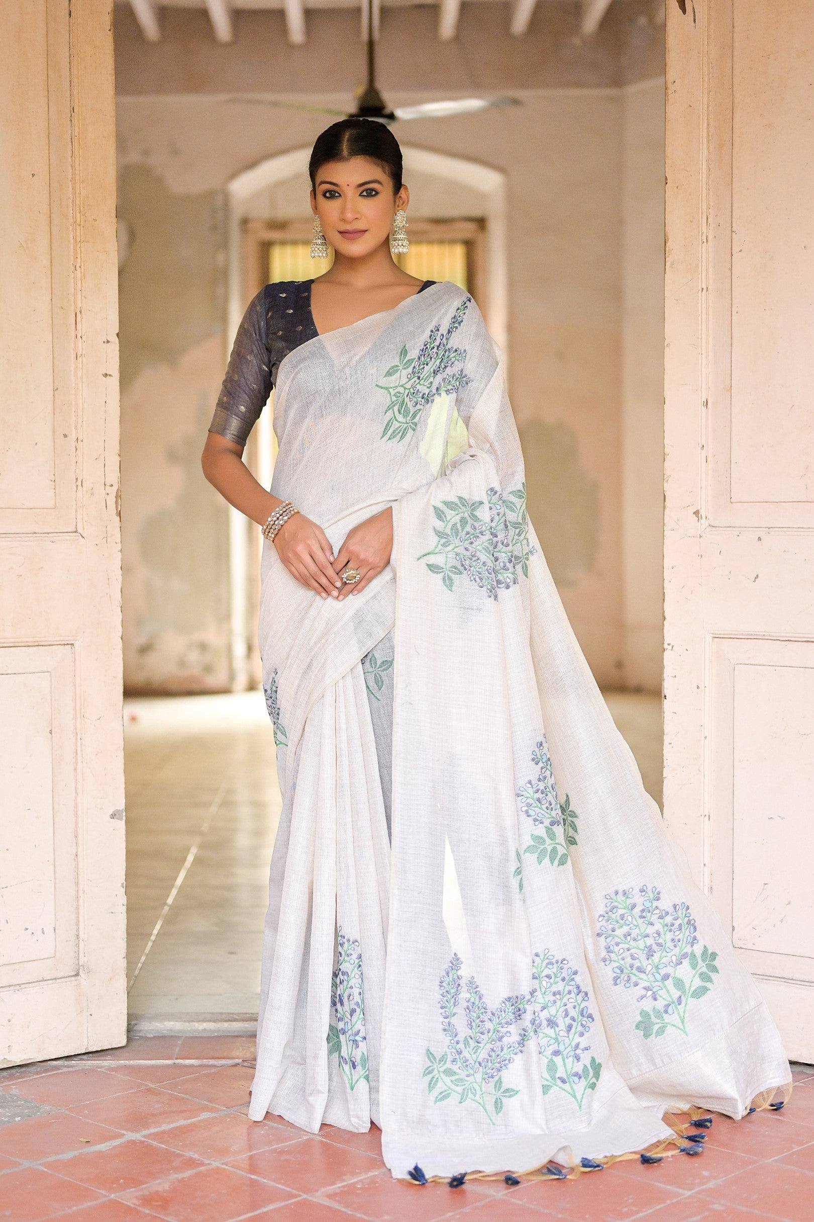 Buy MySilkLove Pearl Bush White Muga Cotton Woven Saree Online