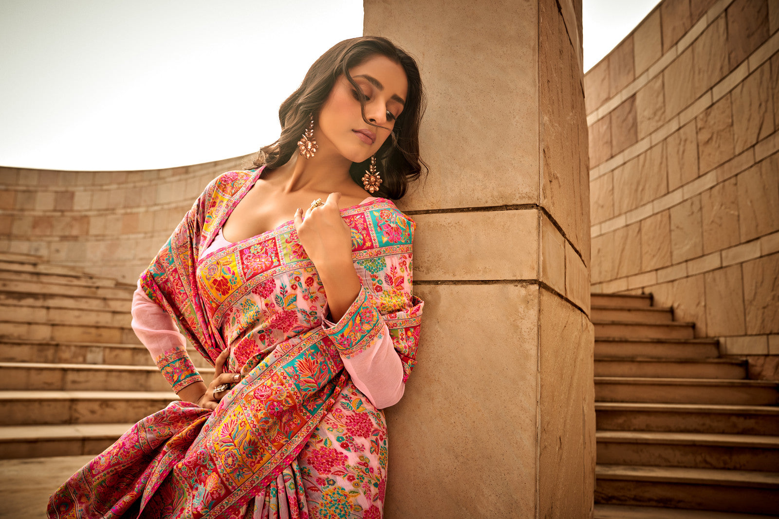 Buy MySilkLove Beauty Pink Woven Kashmiri Jamewar Silk Saree Online