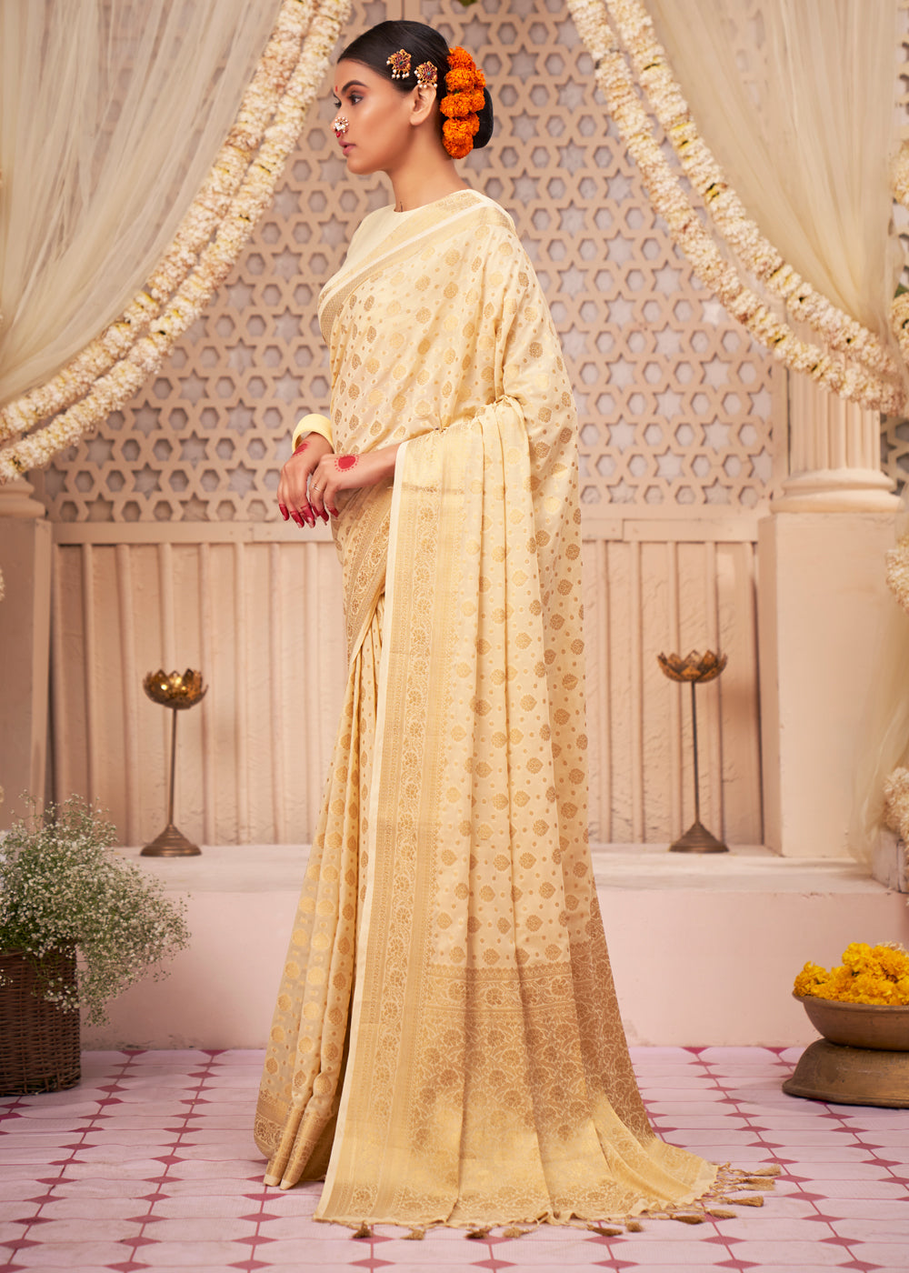 Buy MySilkLove Manhattan Cream Woven Georgette Saree Online