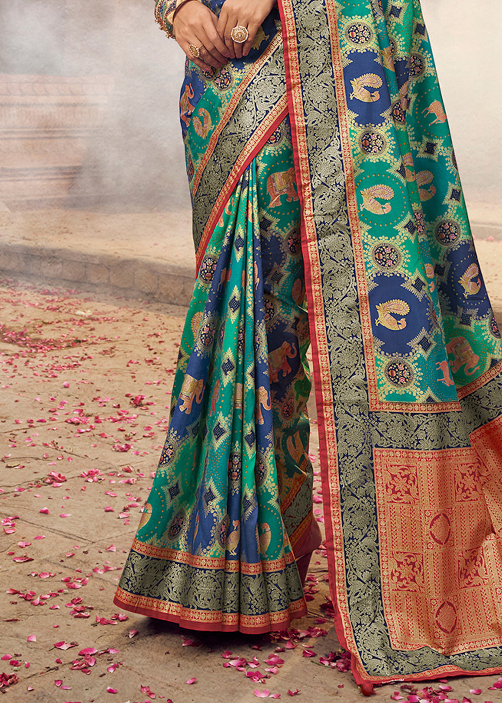 Buy MySilkLove Peacock Green Woven Banarasi Silk Saree Online