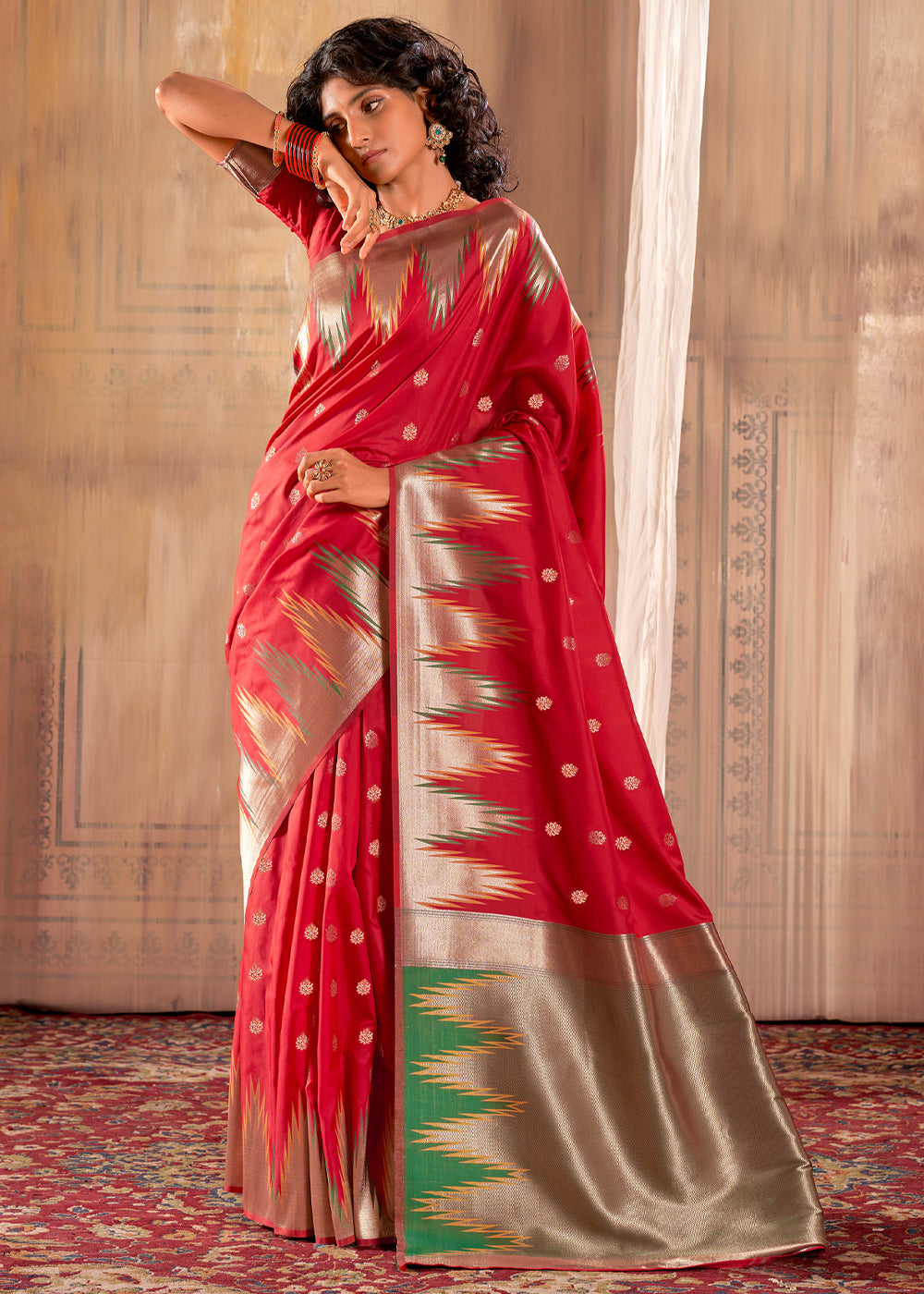 Buy MySilkLove Shiraz Red Woven Banarasi Saree Online