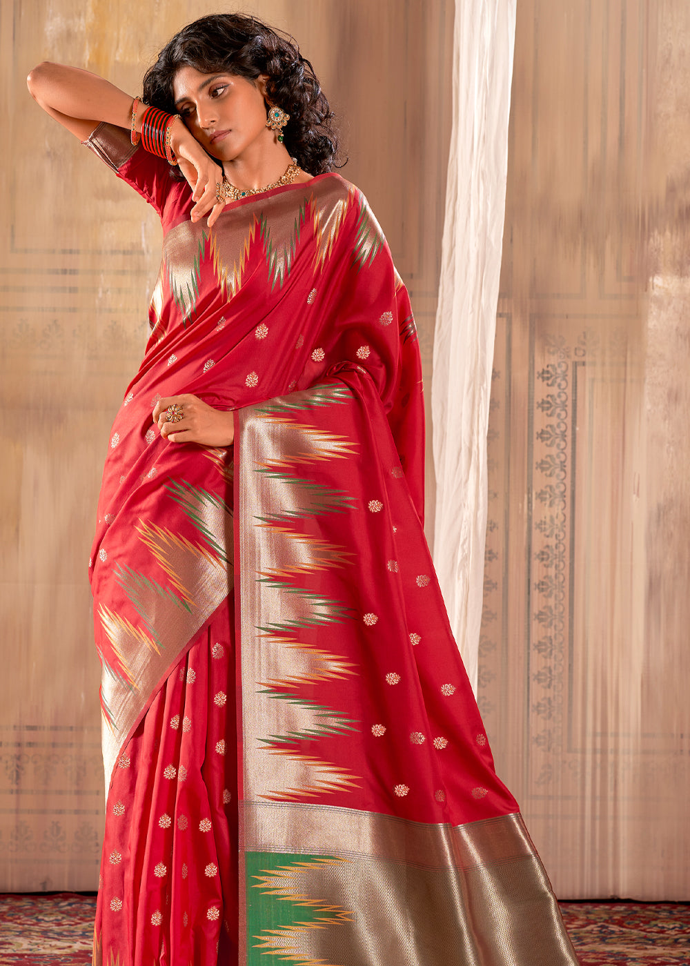 Buy MySilkLove Shiraz Red Woven Banarasi Saree Online