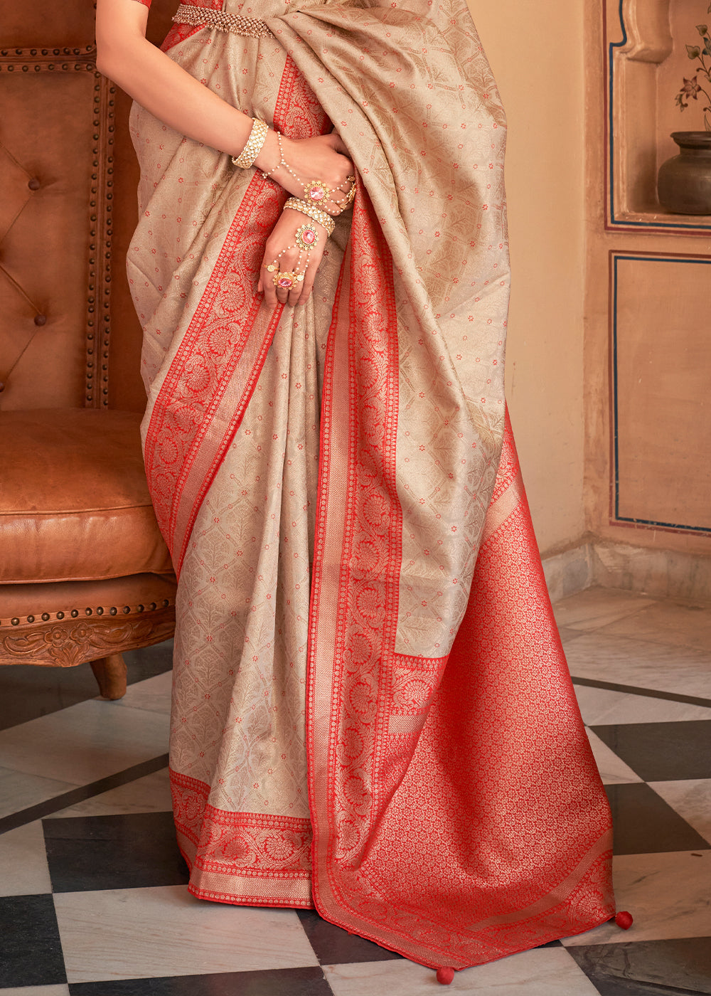 Buy MySilkLove Tumbleweed Cream Zari Woven Banarasi Silk Saree Online