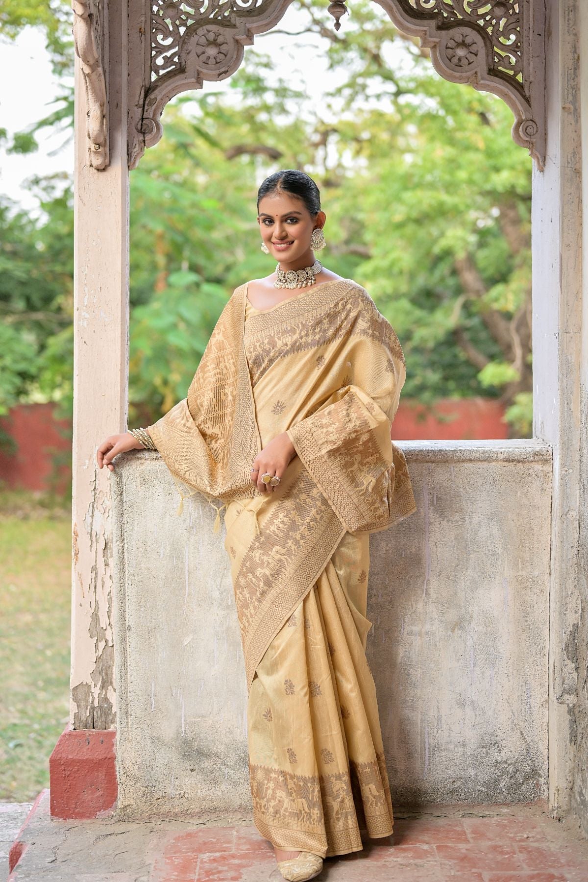 Buy MySilkLove Twine Golden Handloom Banarasi Raw Silk Saree Online