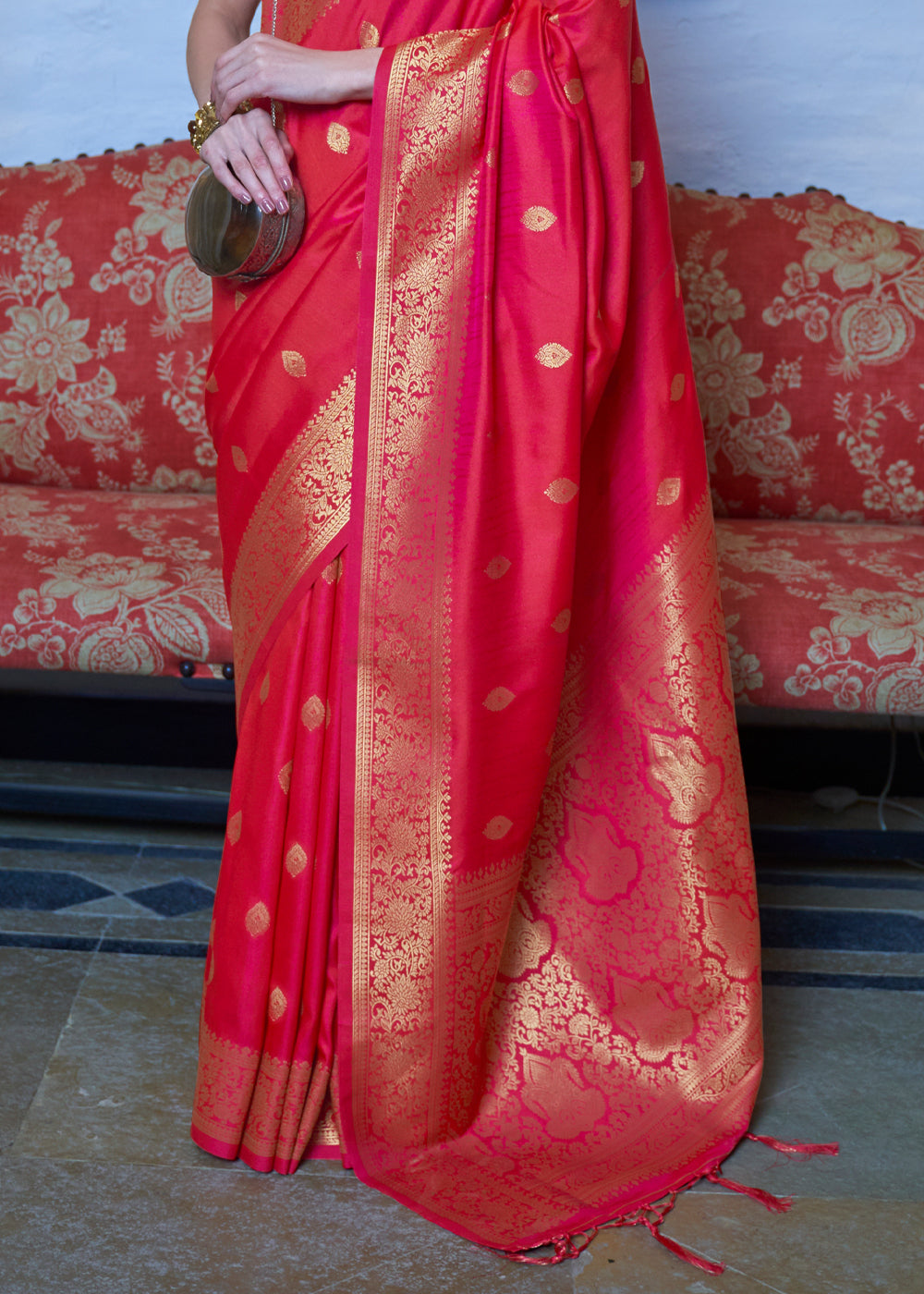 Buy MySilkLove Cardinal Red Dual Tone Zari Woven Banarasi Saree Online