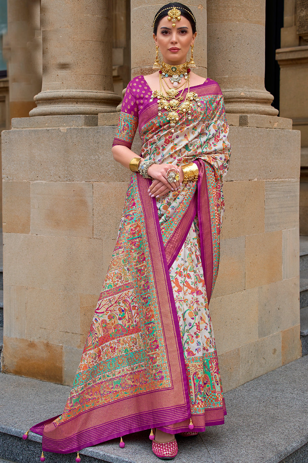 Buy MySilkLove Contessa Pink and White Handloom Printed Patola Silk Saree Online